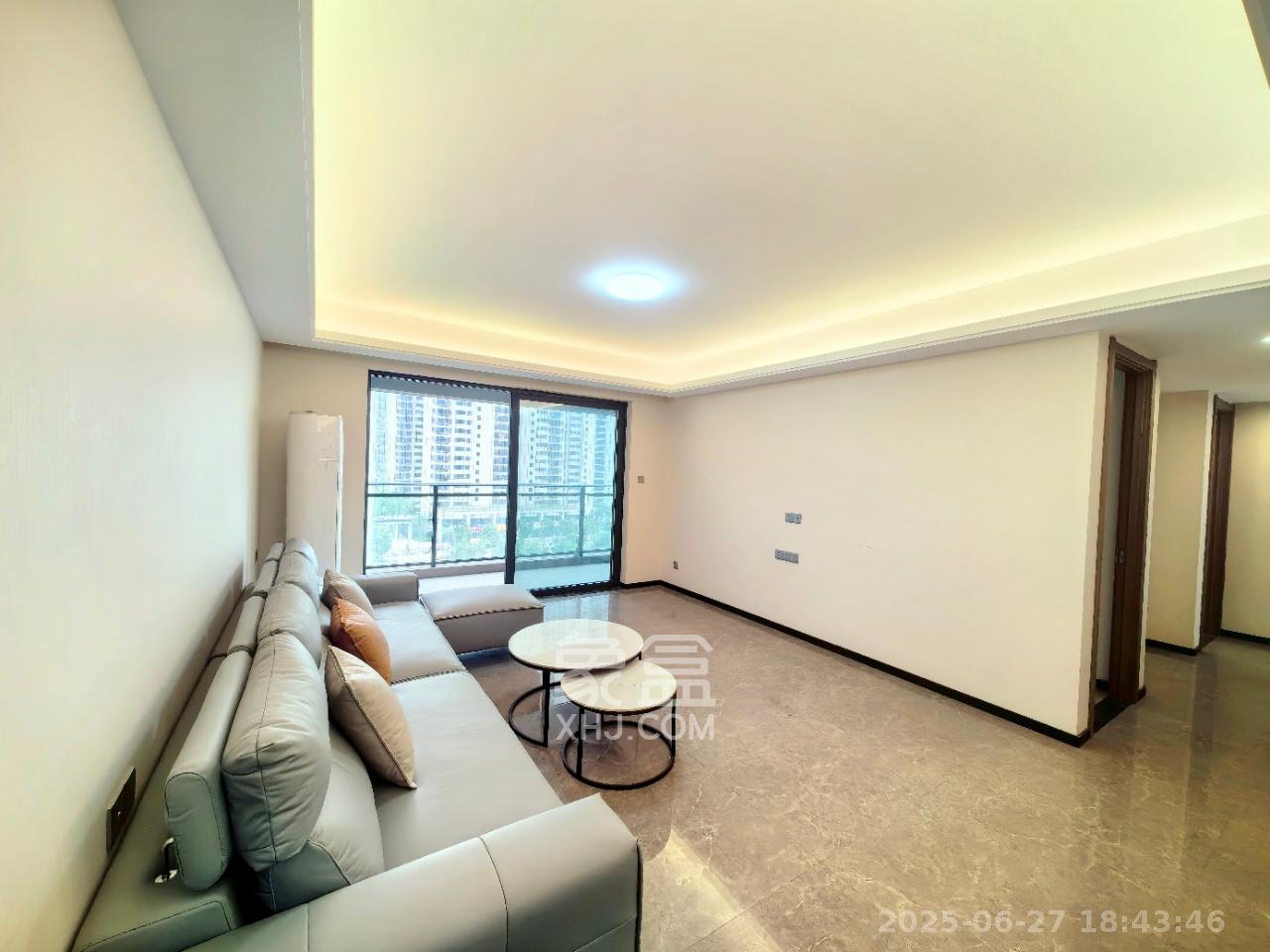 中海阅溪府  4室2厅2卫   3680.00元/月室内图