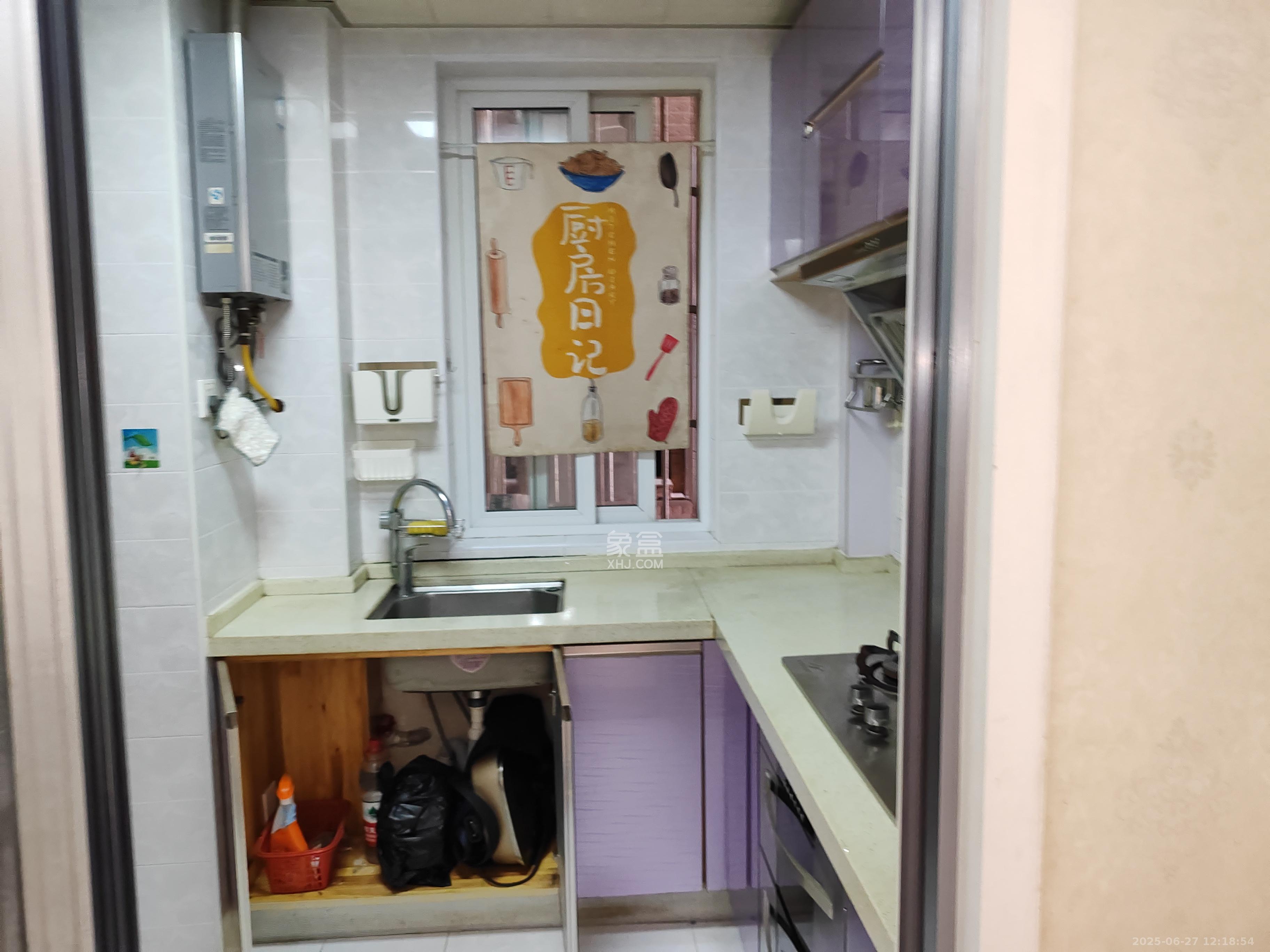 爵士湘  2室2厅1卫   1700.00元/月室内图