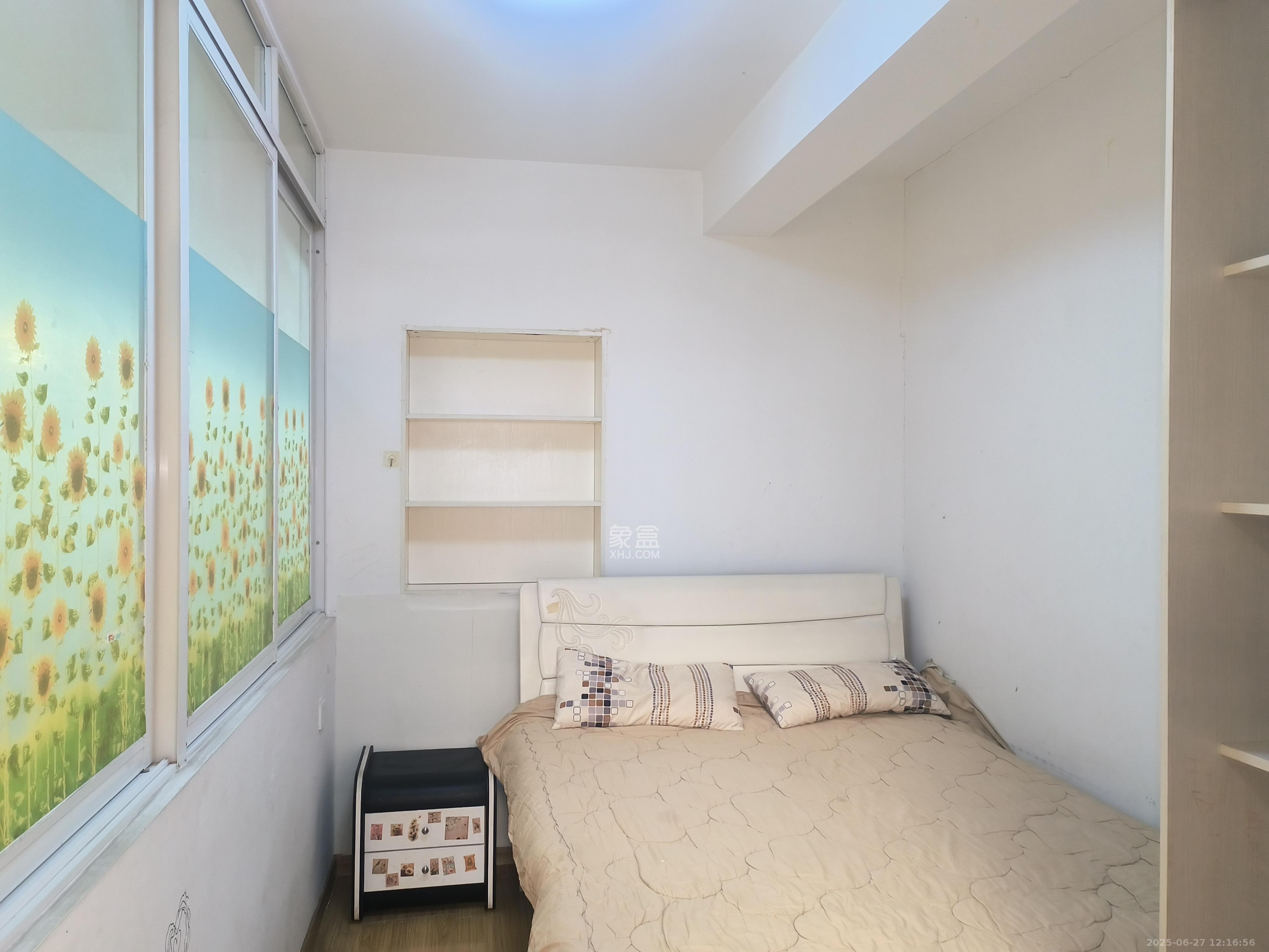 海拔东方 3室2厅2卫 2480.0元/月 海拔东方 3室2厅2卫 2480.0元/月室内图