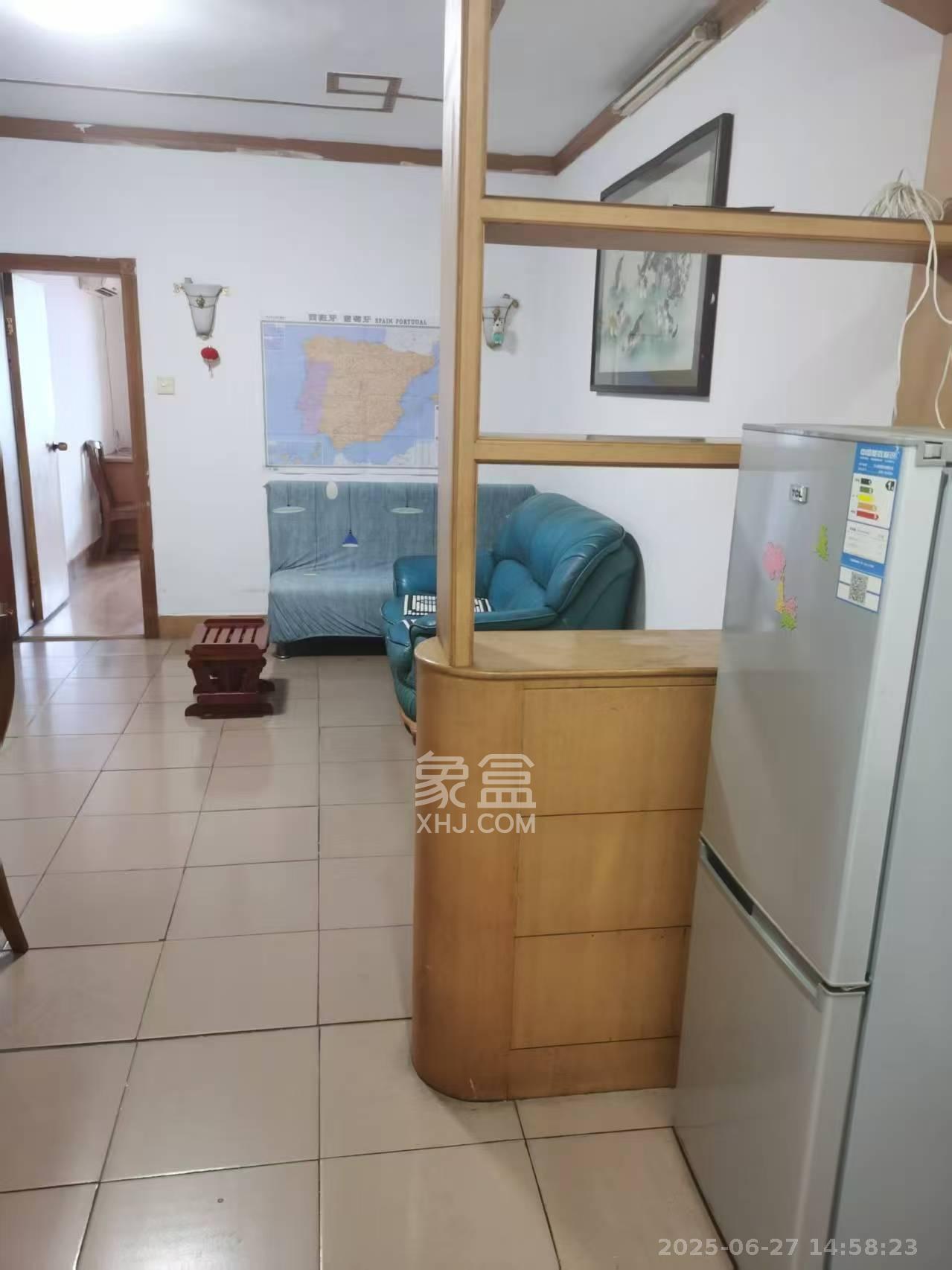 长郡花园 3室1厅1卫 2000.0元/月 长郡花园 3室1厅1卫 2000.0元/月室内图