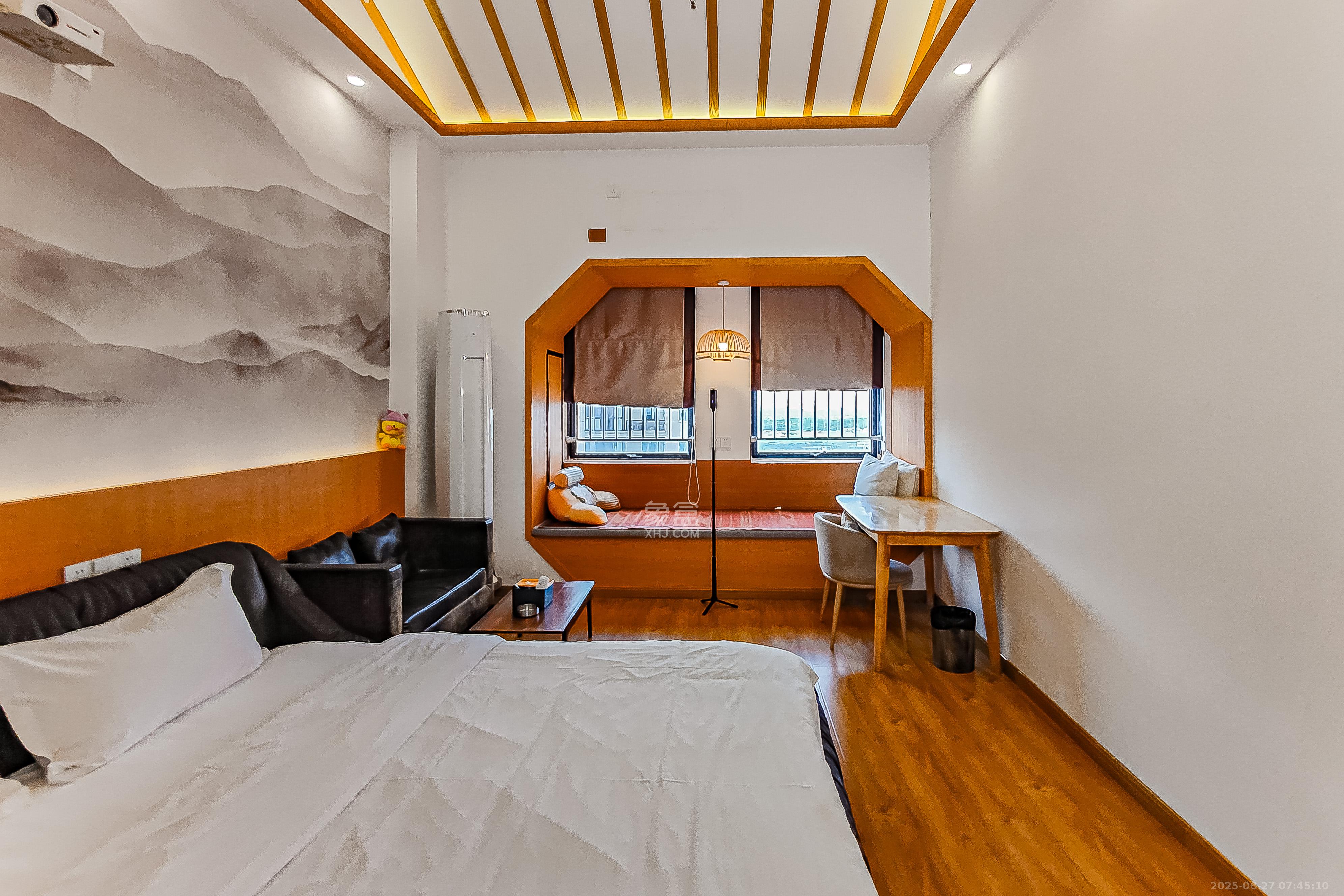 华润置地广场二期  1室1厅1卫    30.0万 华润置地广场二期  1室1厅1卫    30.0万卧室