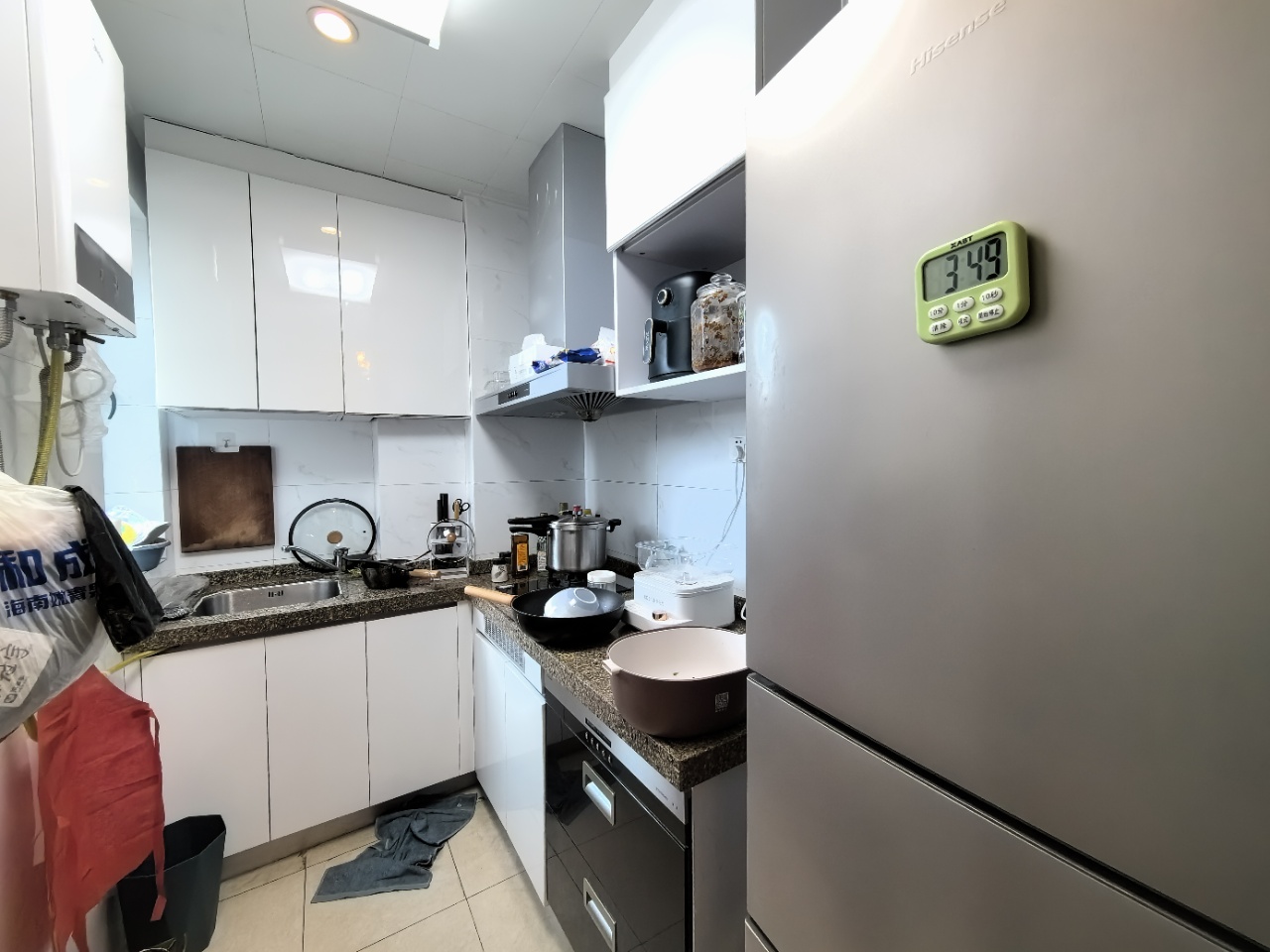 恒大绿洲 1室1厅1卫 1300.0元/月 恒大绿洲 1室1厅1卫 1300.0元/月室内图