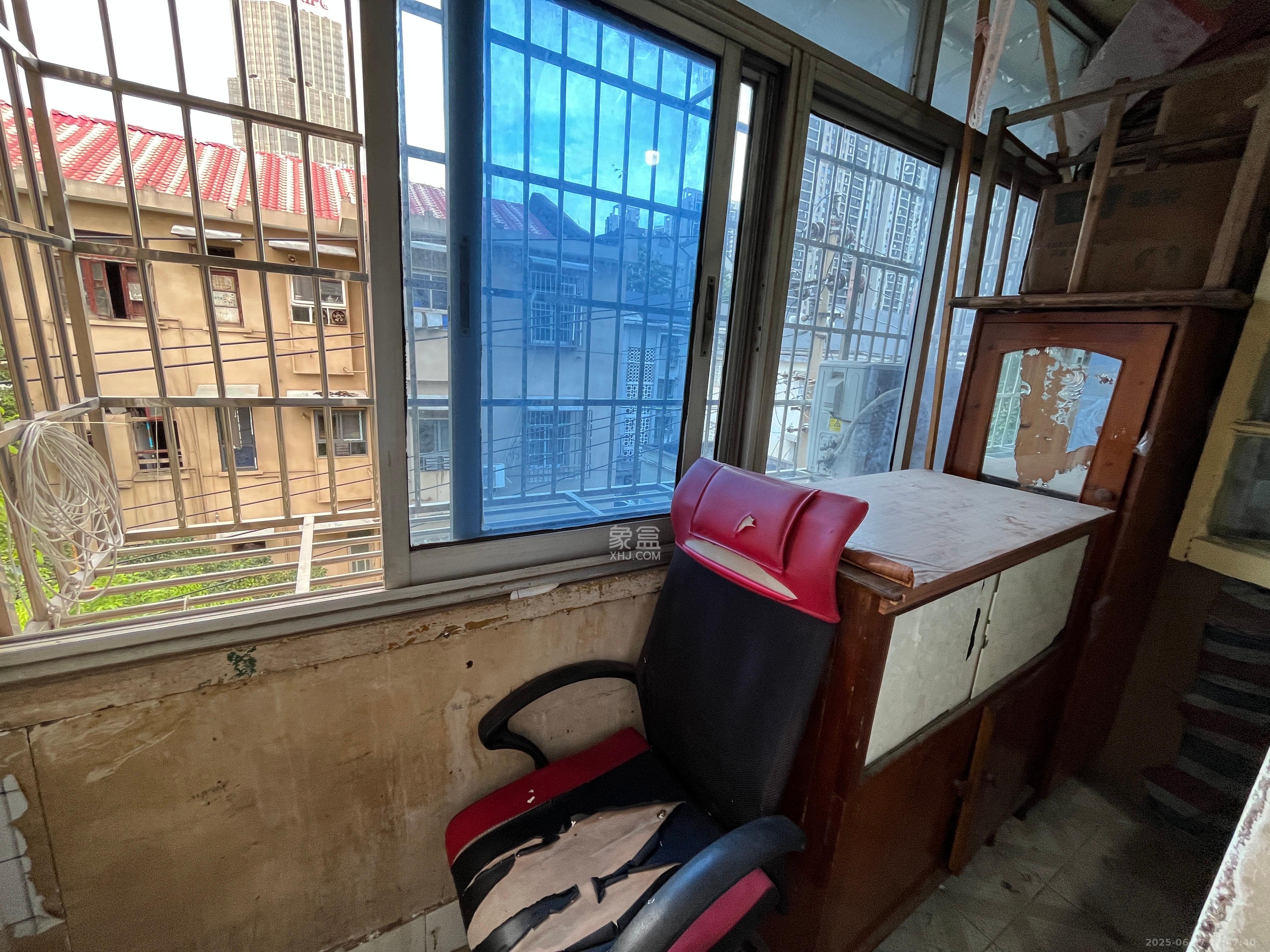 砂子塘社区  1室1厅1卫    1050.0元/月 砂子塘社区  1室1厅1卫    1050.0元/月室内图