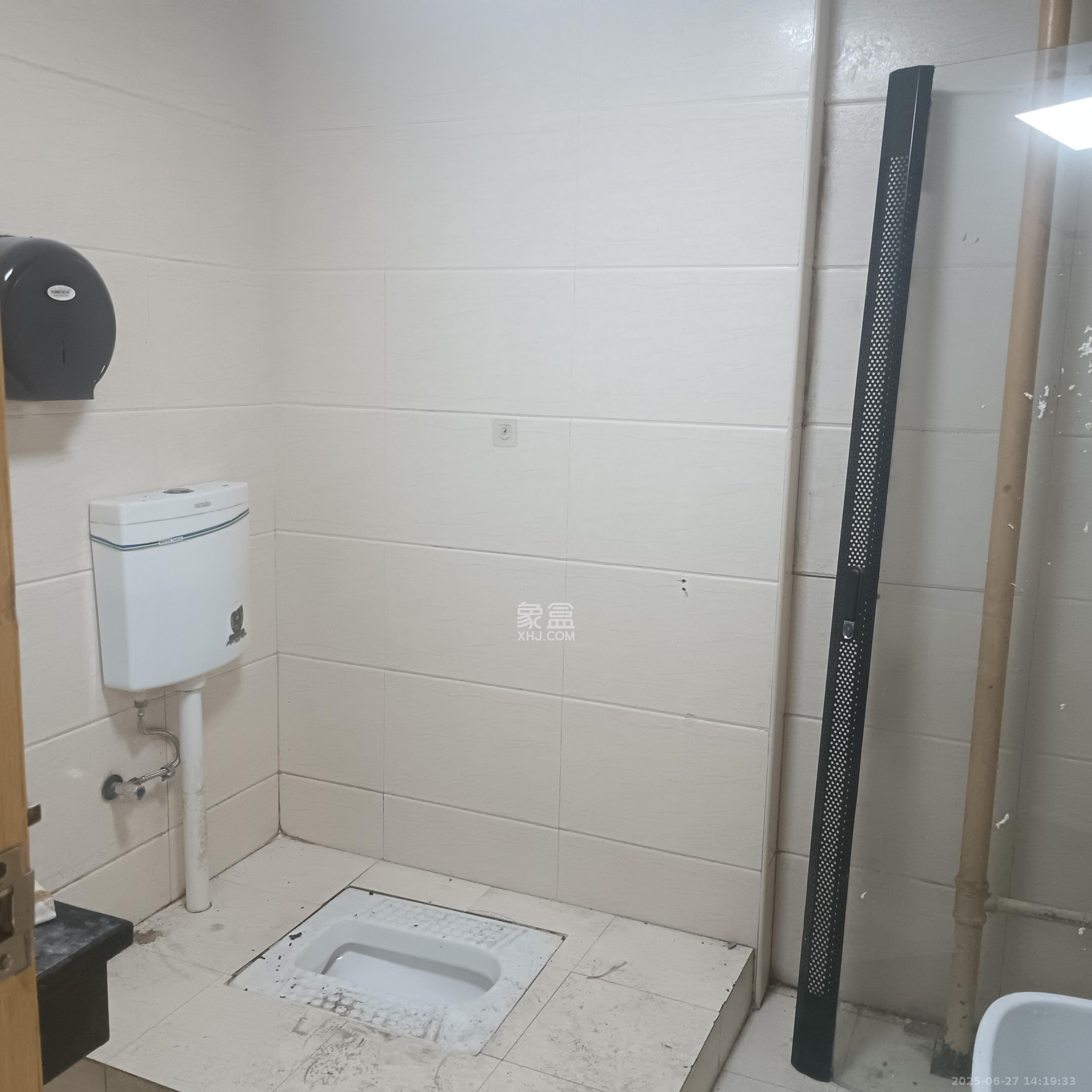 嘉盛国际广场 1室1厅1卫 5500.0元/月 嘉盛国际广场 1室1厅1卫 5500.0元/月室内图