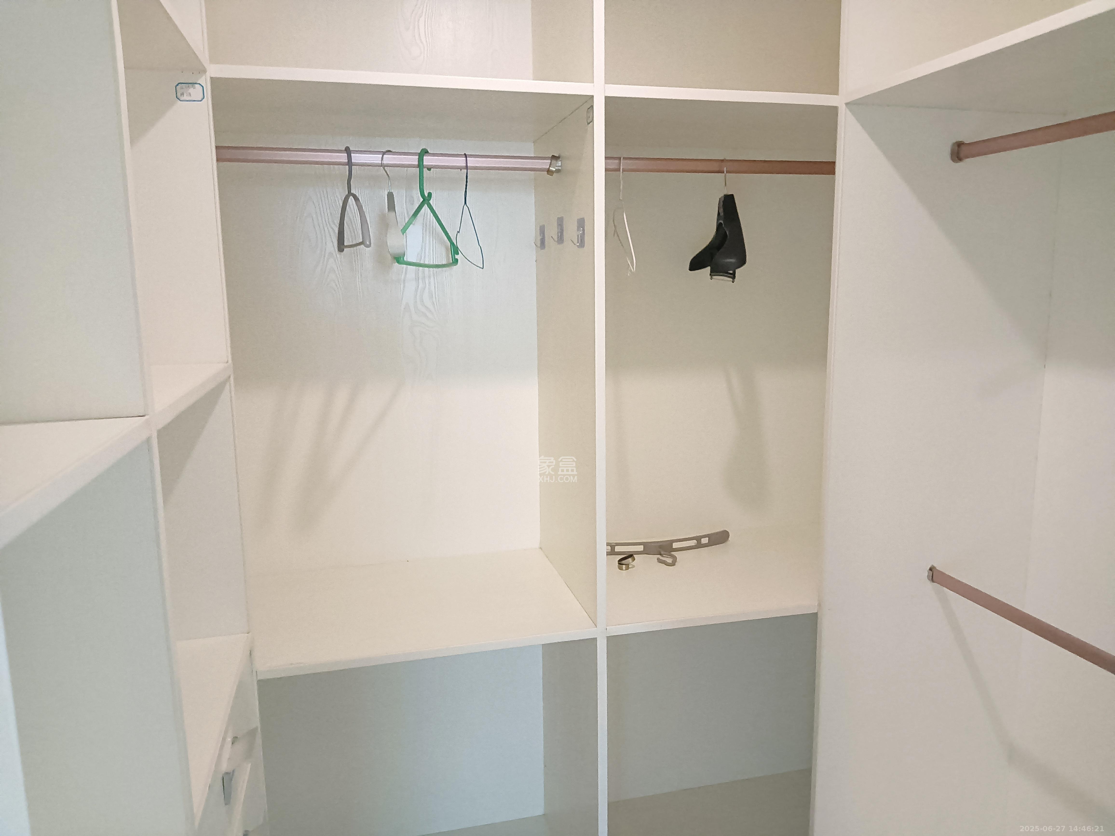 北辰三角洲D3区  5室2厅1卫   6800.00元/月室内图