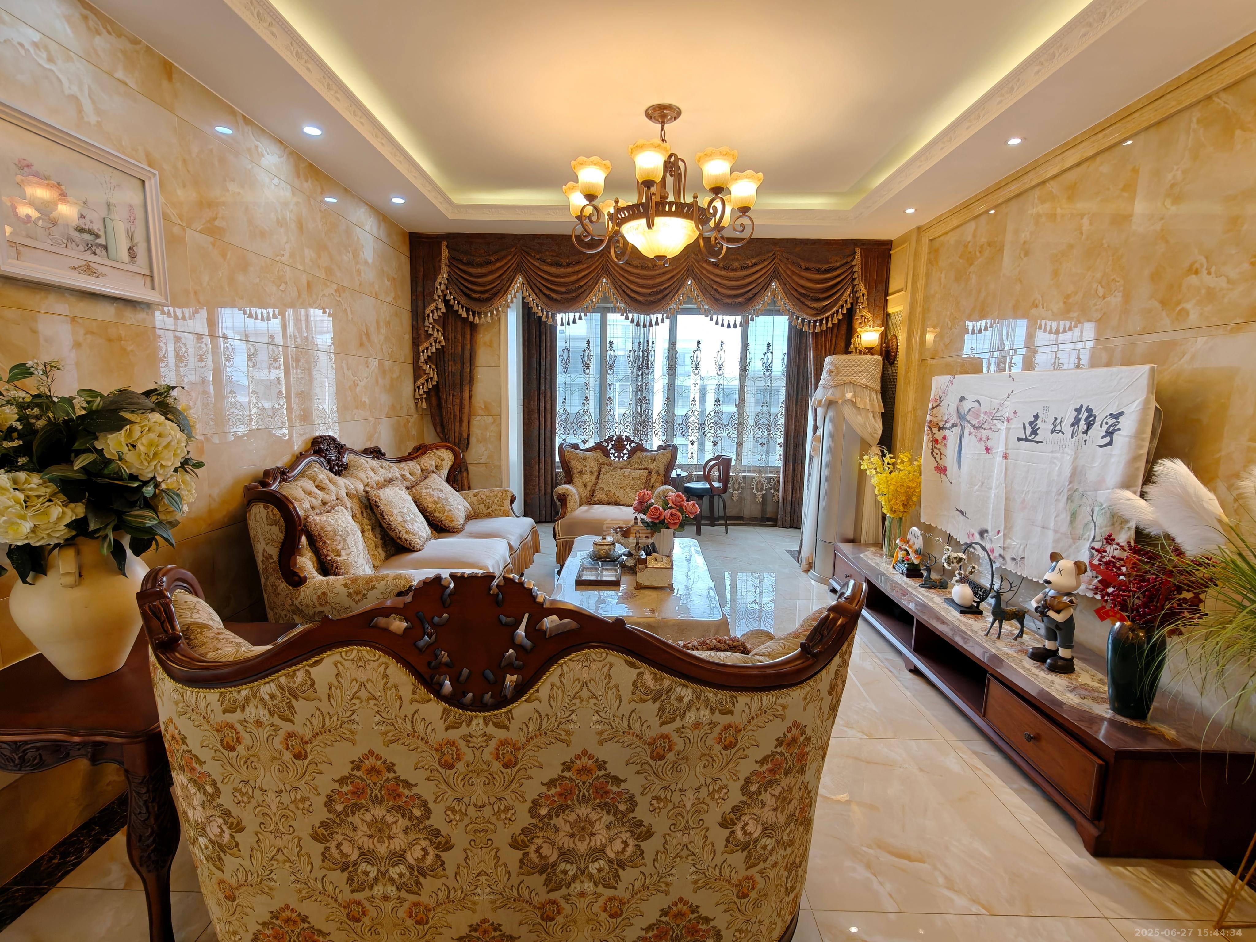 佳兆业金域天下三期 3室2厅1卫 2500.0元/月 佳兆业金域天下三期 3室2厅1卫 2500.0元/月室内图