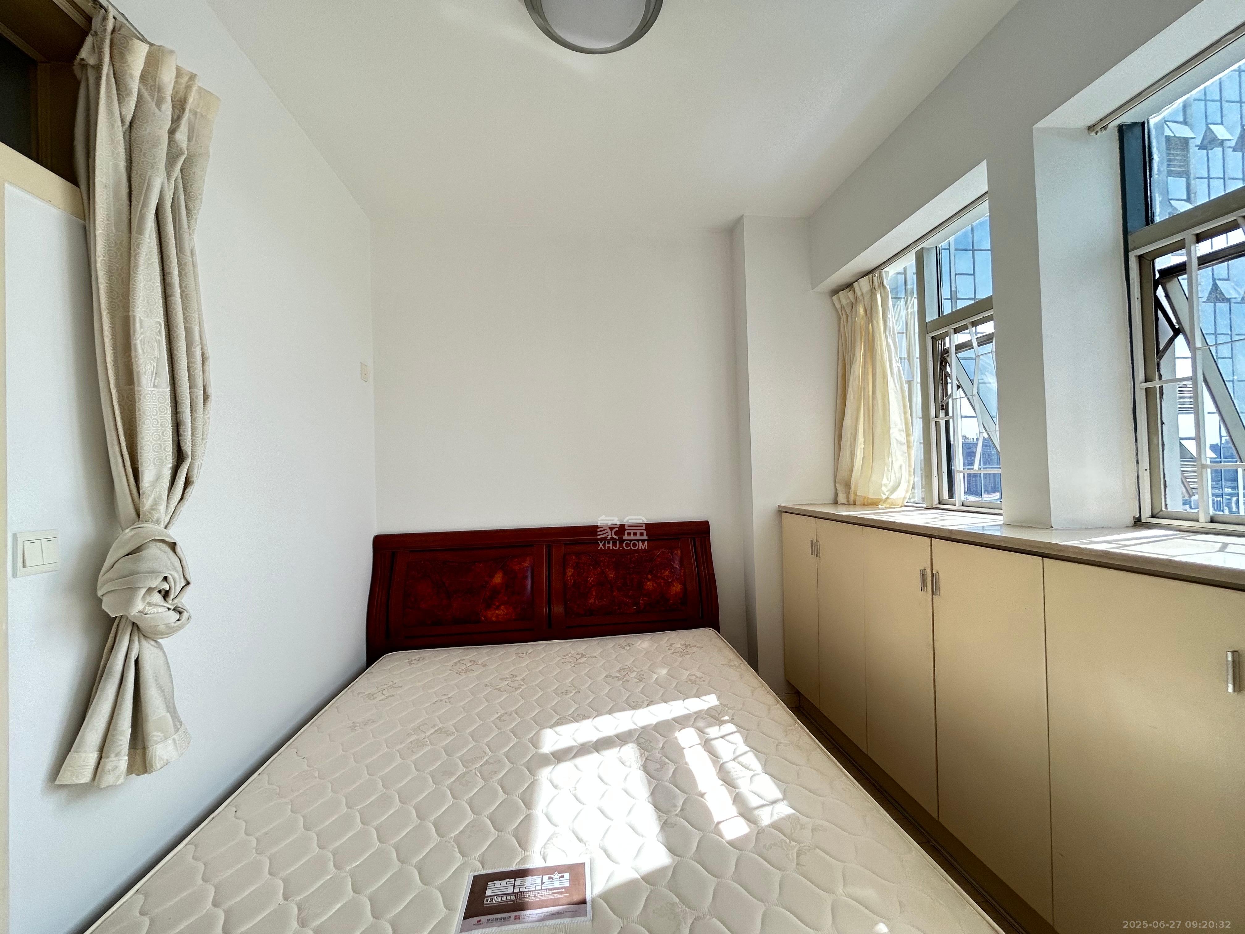 红星国际星城 1室1厅1卫 2200.0元/月 红星国际星城 1室1厅1卫 2200.0元/月室内图