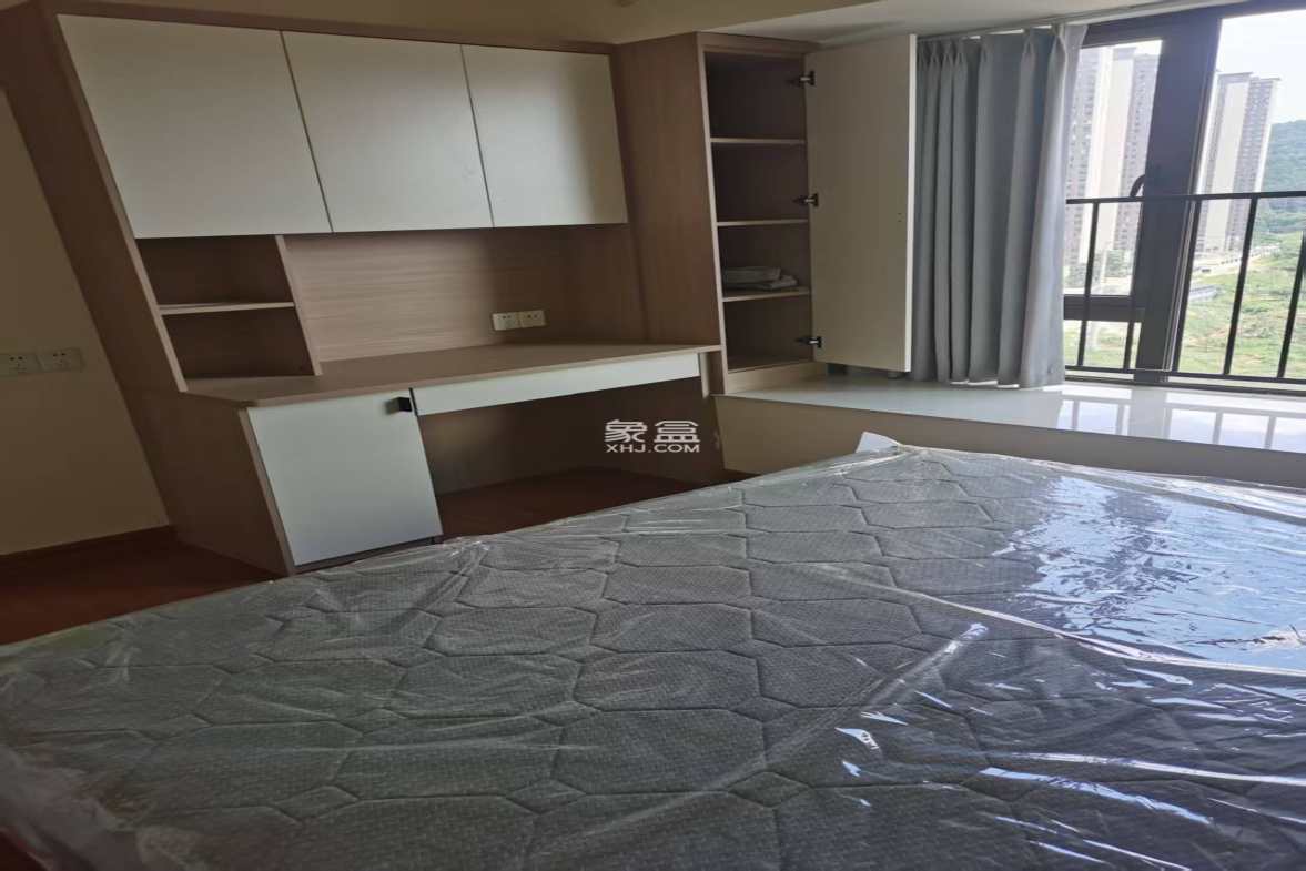 碧桂园豪园-二期  3室2厅2卫    1500.0元/月 碧桂园豪园-二期  3室2厅2卫    1500.0元/月室内图