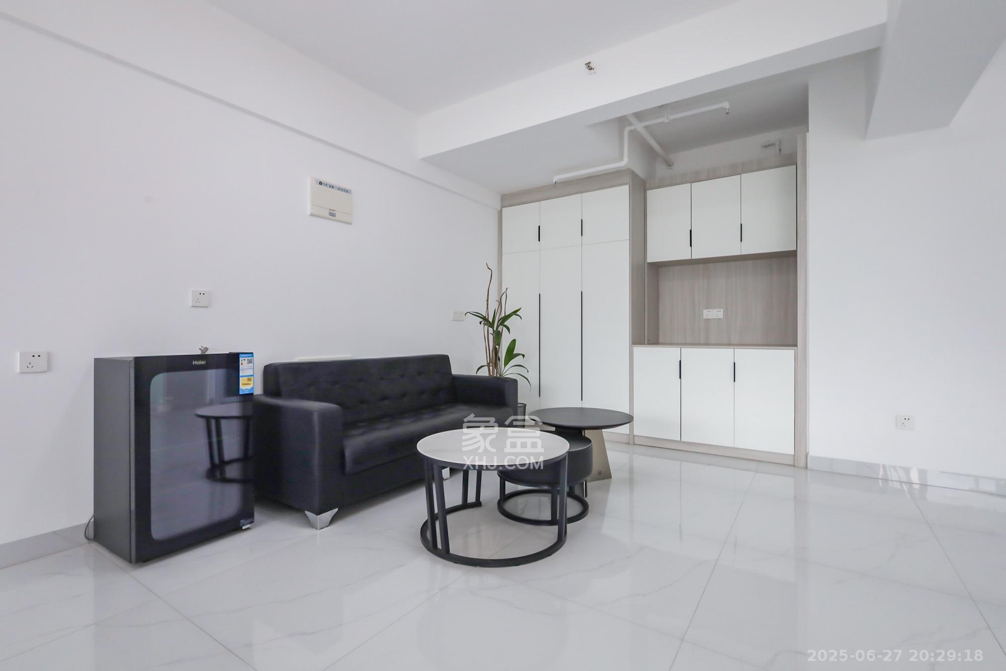 保利天禧EF区 1室0厅0卫 3200.0元/月 保利天禧EF区 1室0厅0卫 3200.0元/月室内图