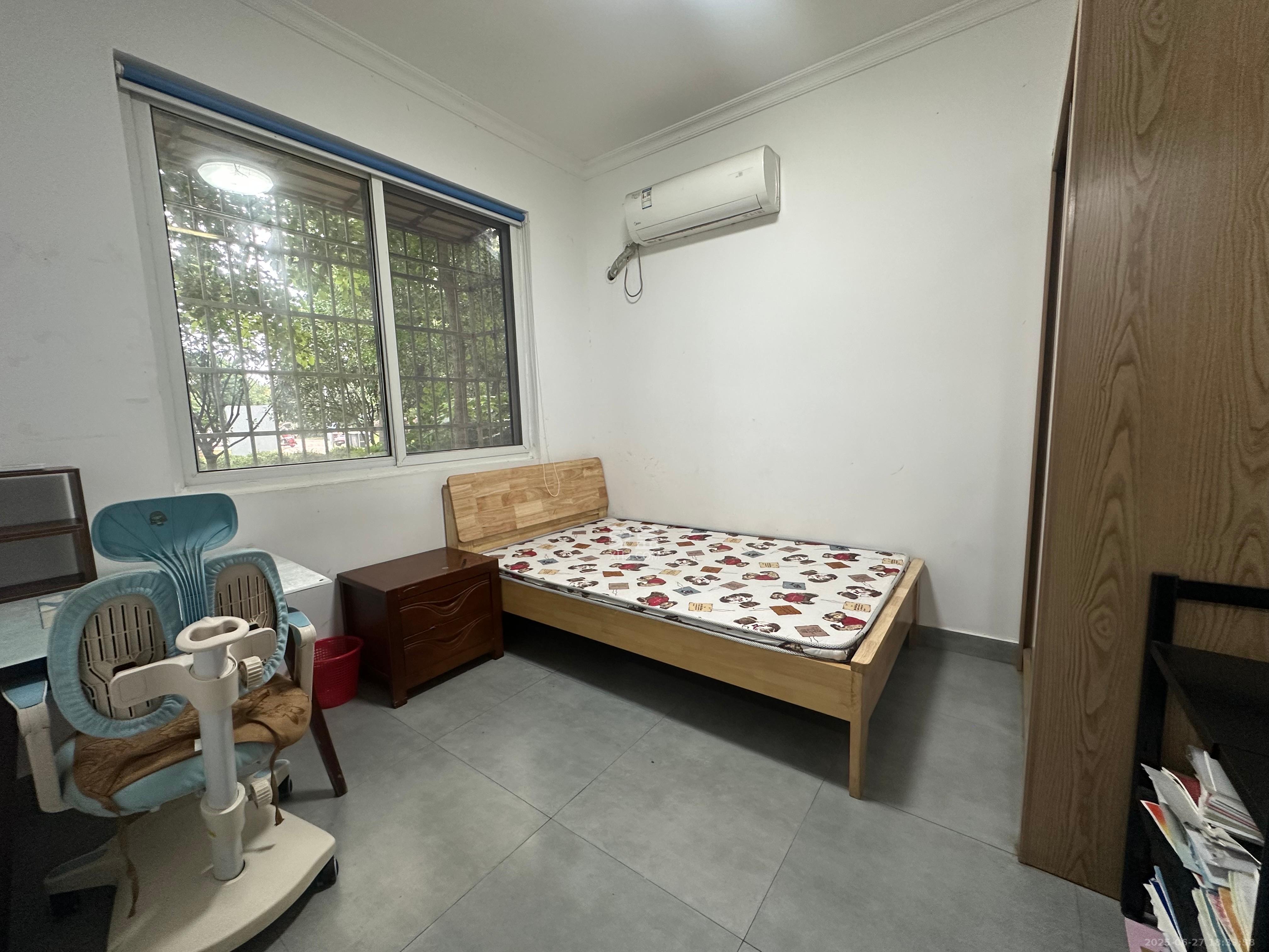 嘉顺苑  3室1厅1卫    2100.0元/月室内图