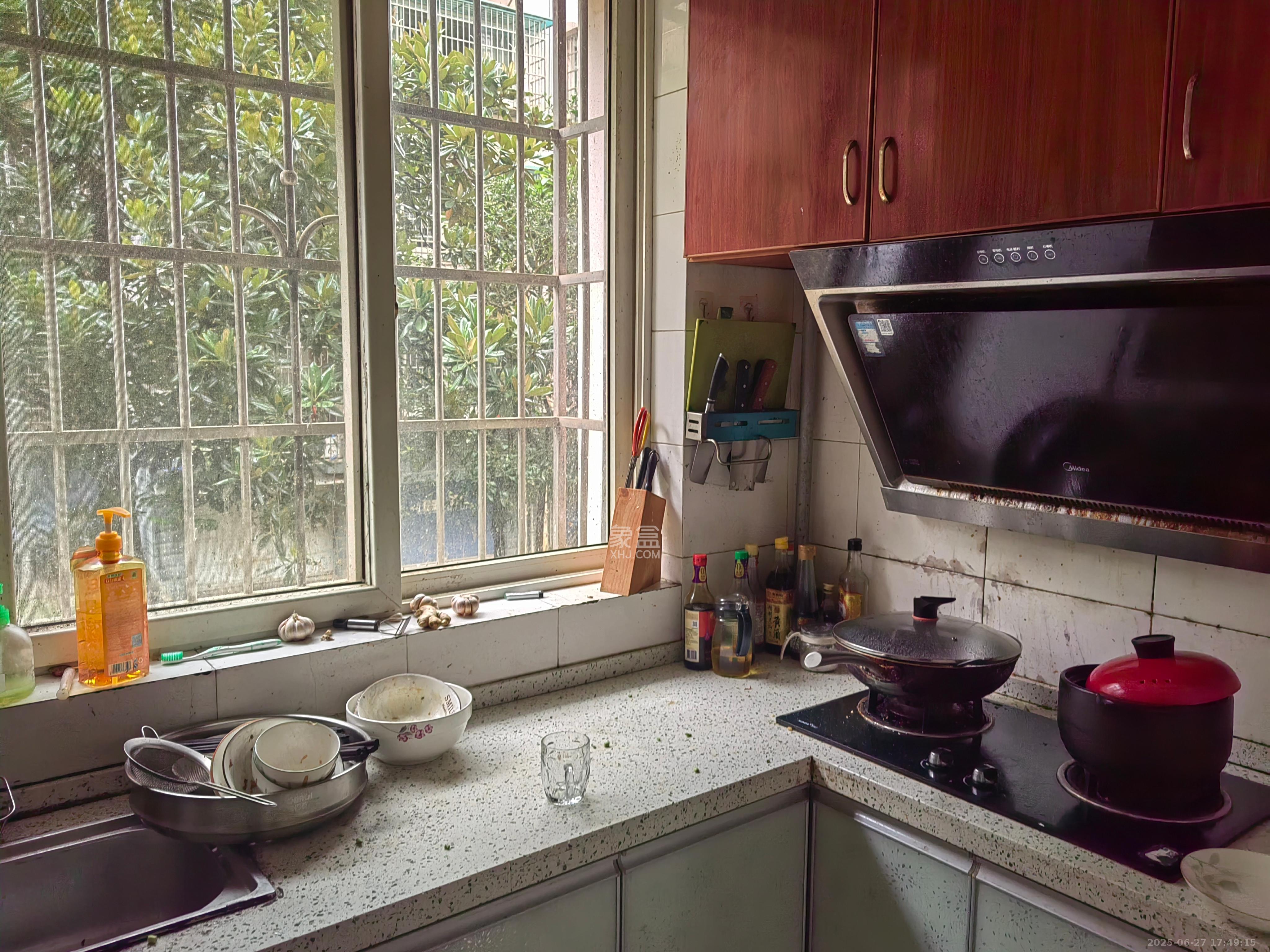 锦绣家园 2室2厅1卫 2100.0元/月 锦绣家园 2室2厅1卫 2100.0元/月室内图