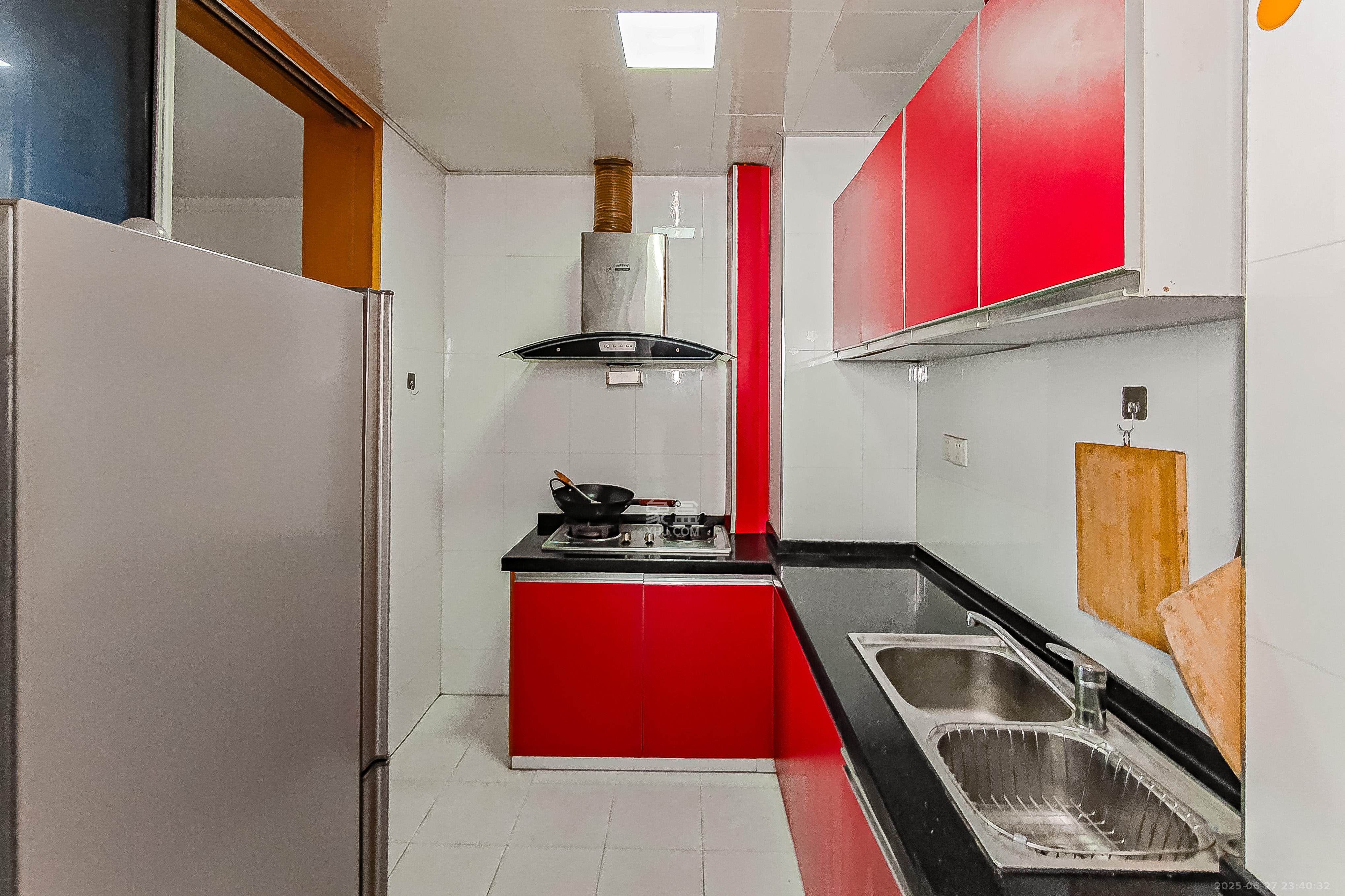 尚城 2室1厅1卫 70.0万 尚城 2室1厅1卫 70.0万厨房