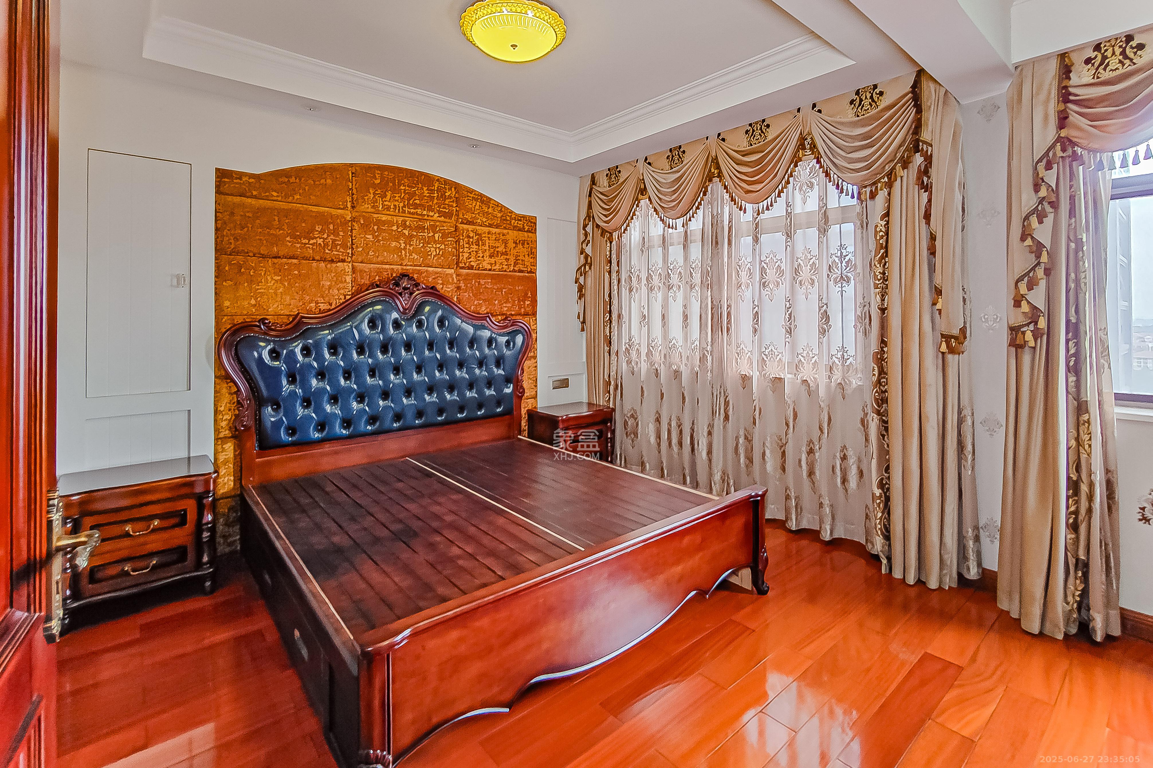 未来漫城 4室2厅2卫 136.0万 未来漫城 4室2厅2卫 136.0万卧室