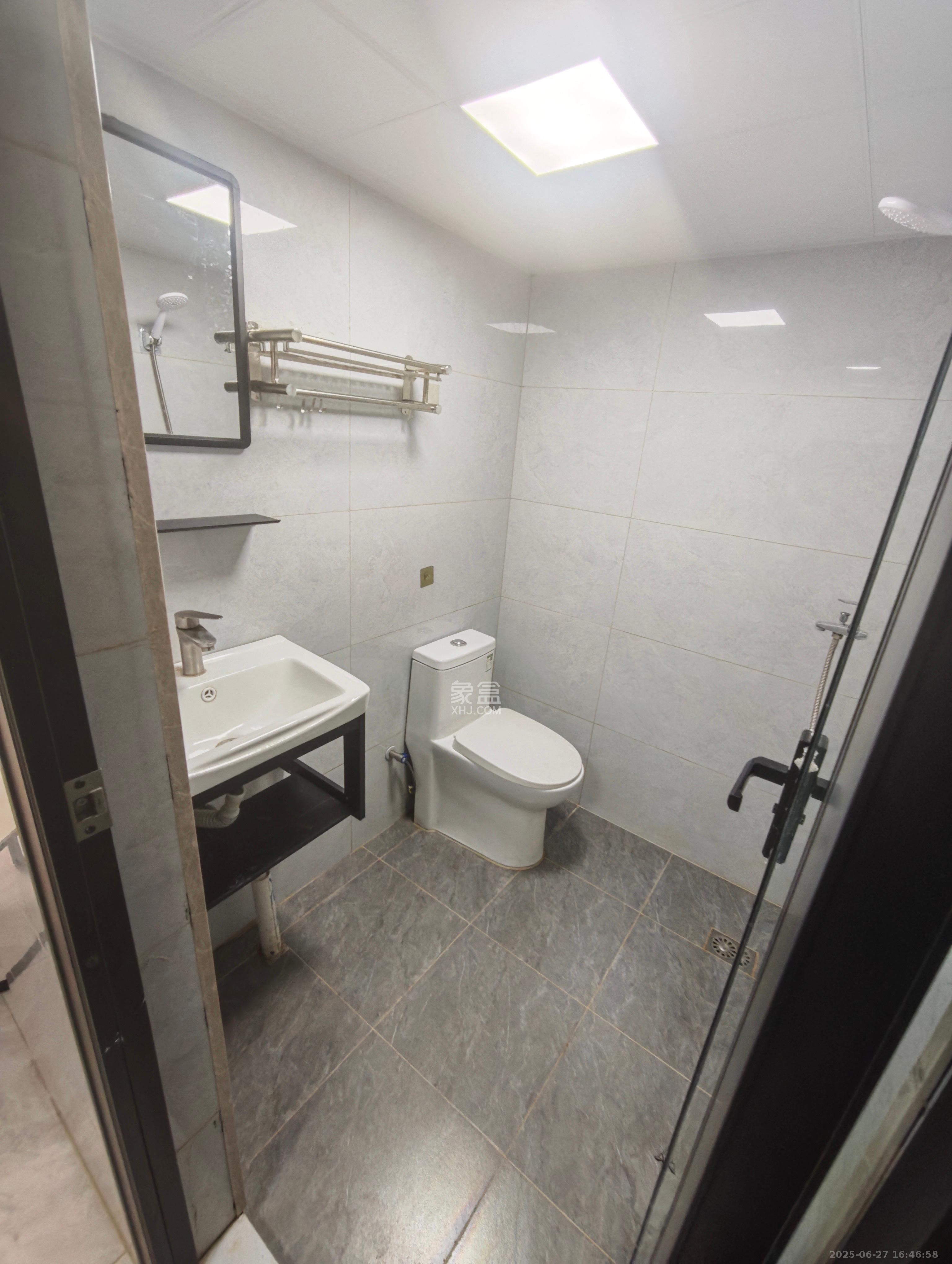 惠天然梅岭国际 1室1厅1卫 1300.0元/月 惠天然梅岭国际 1室1厅1卫 1300.0元/月户型图