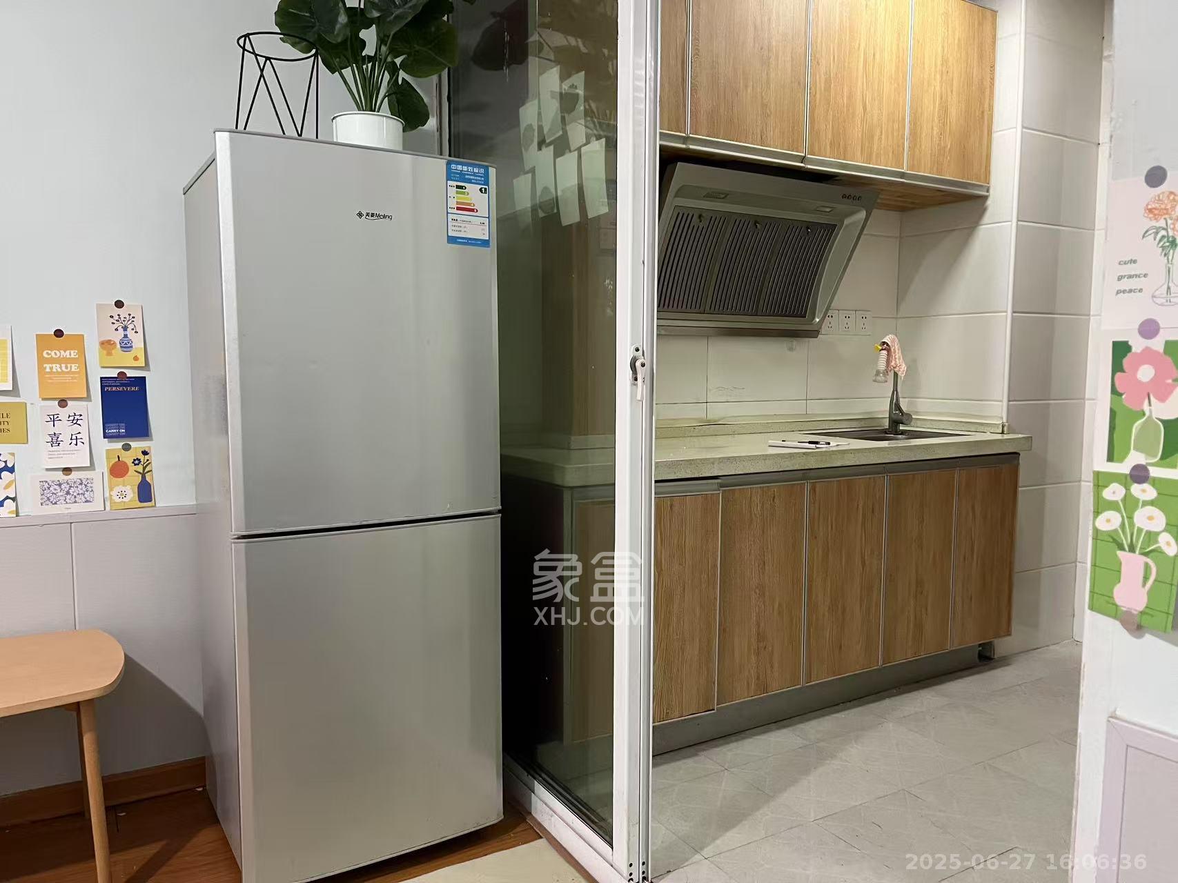 上峰苑（兰亭玥岛）  1室1厅1卫    1300.0元/月室内图