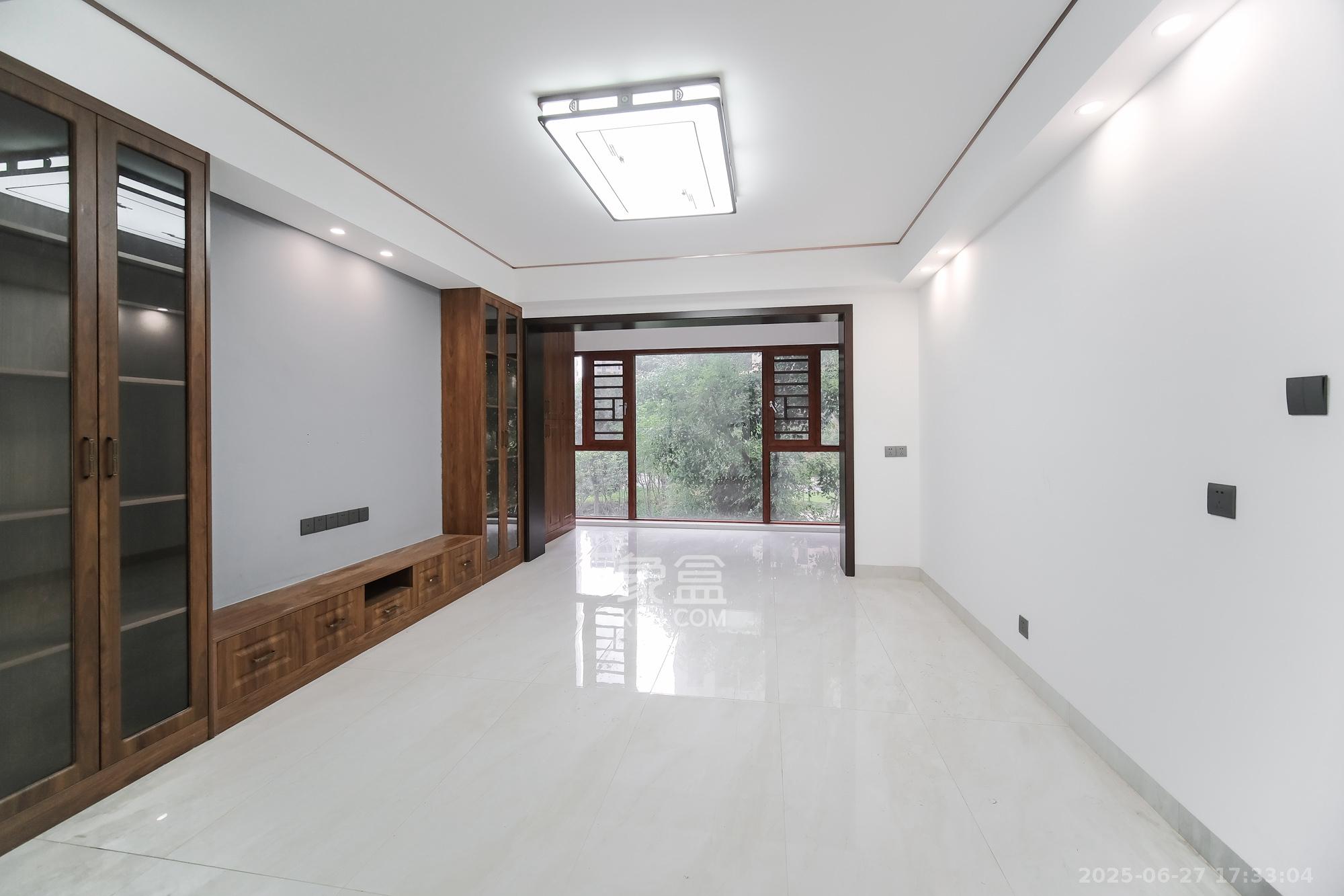 星雅美辰  4室2厅2卫    126.8万 星雅美辰  4室2厅2卫    126.8万