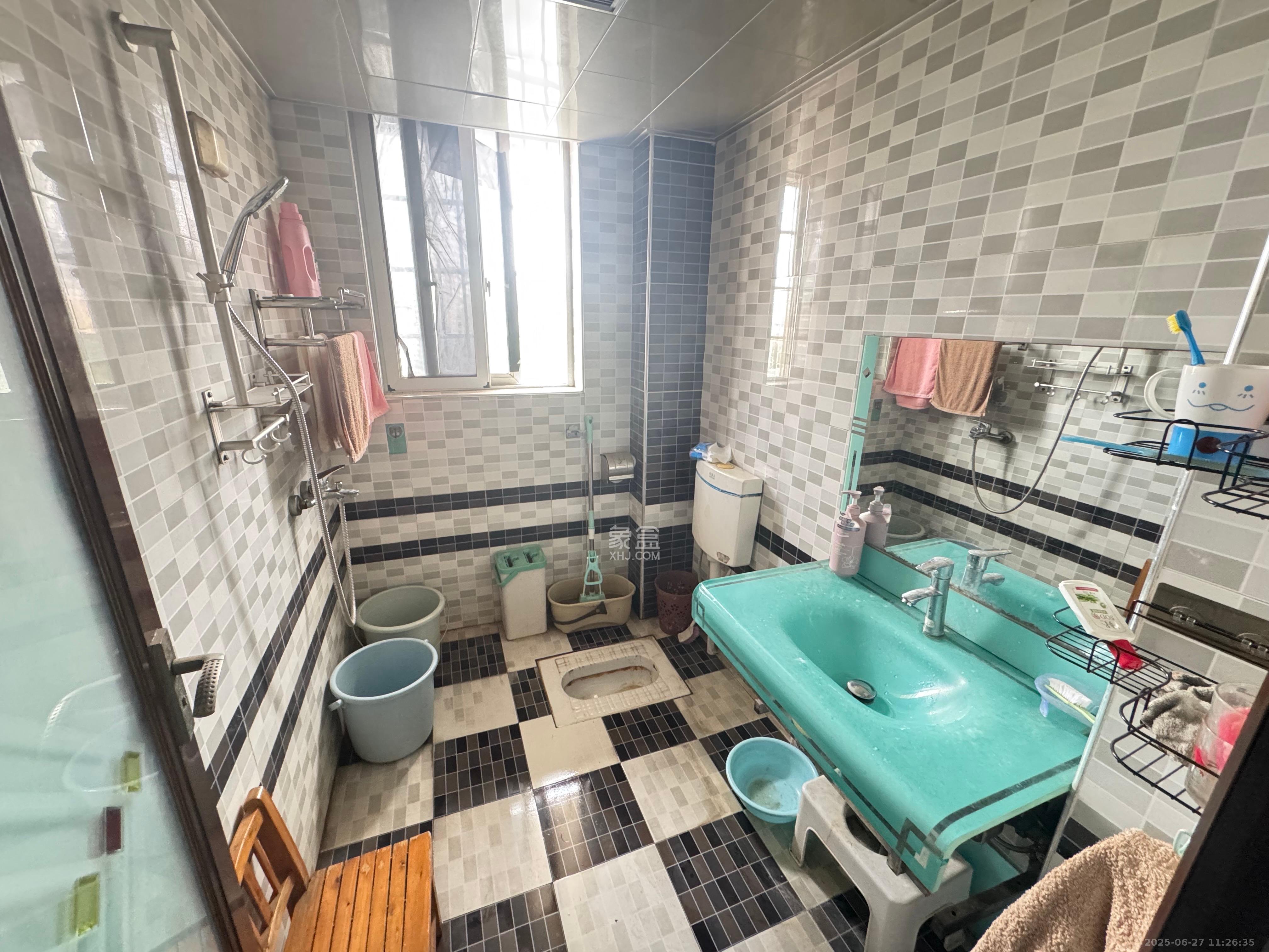 世景华庭 2室2厅1卫 1500.0元/月 世景华庭 2室2厅1卫 1500.0元/月室内图