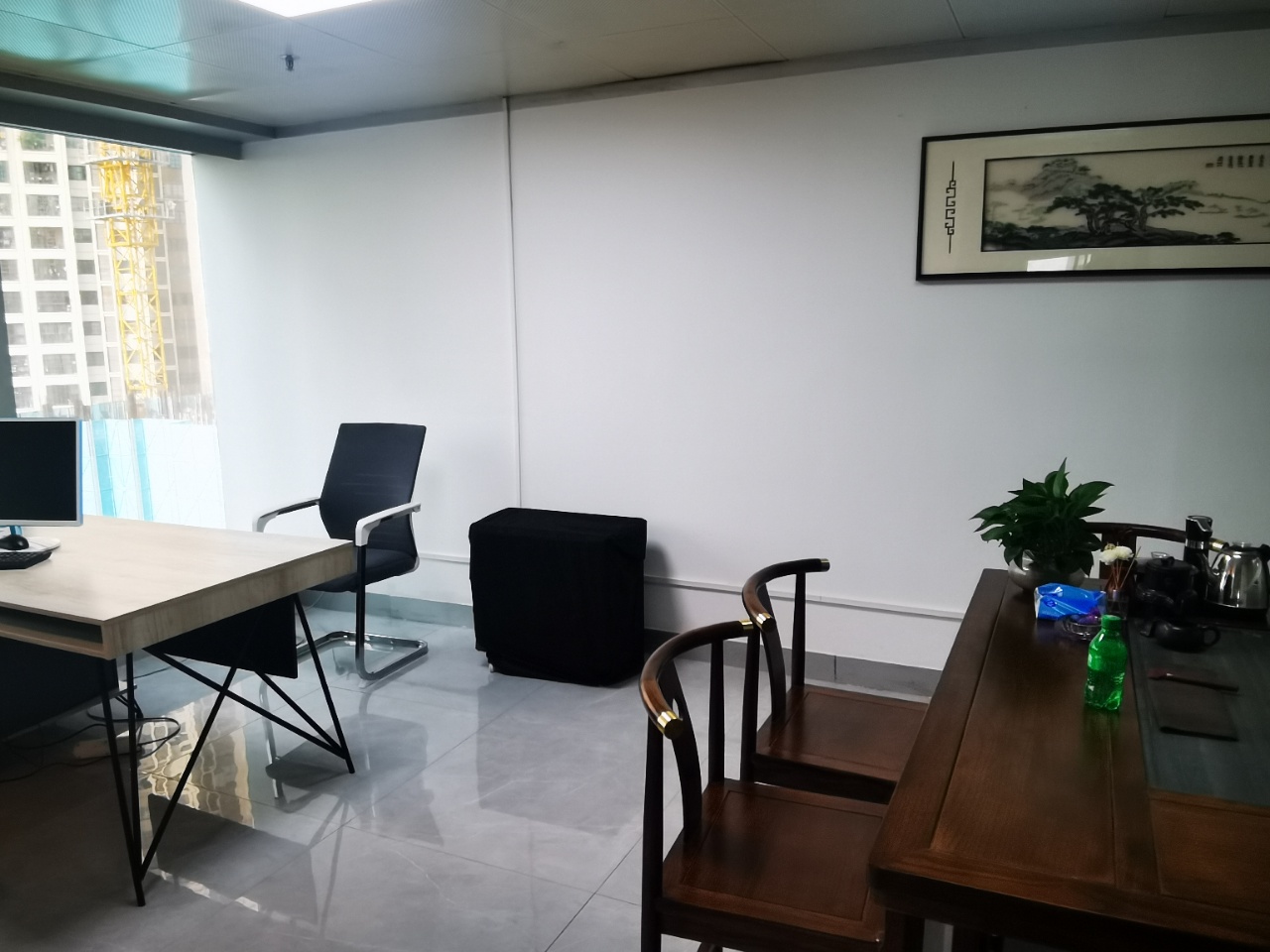 海景湾大厦 8室2厅1卫 16800.0元/月 海景湾大厦 8室2厅1卫 16800.0元/月室内图