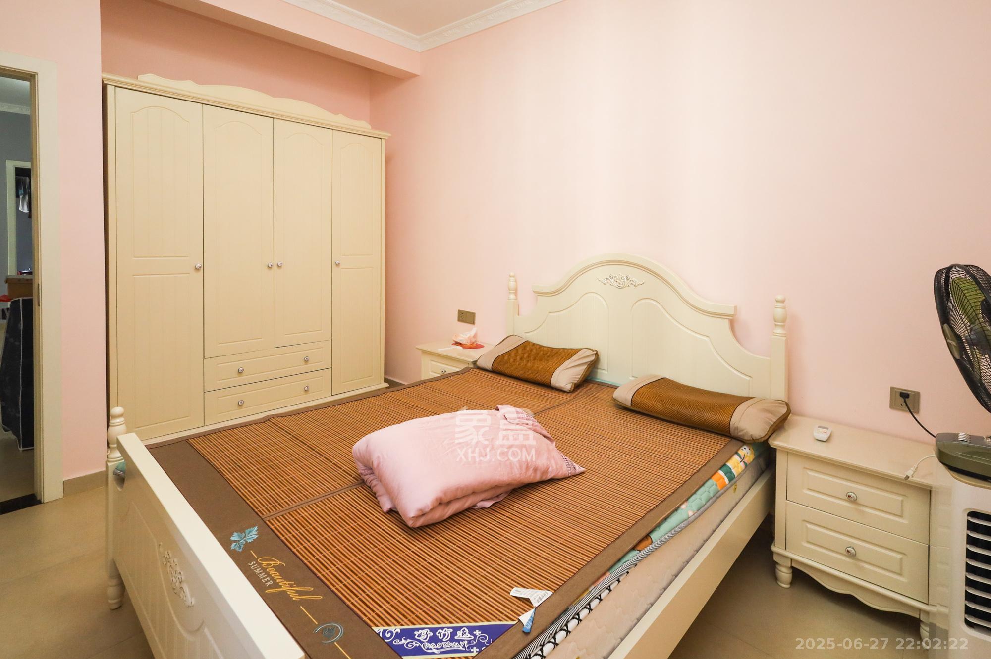 长沙雅居乐花园 3室2厅2卫 89.8万 长沙雅居乐花园 3室2厅2卫 89.8万卧室