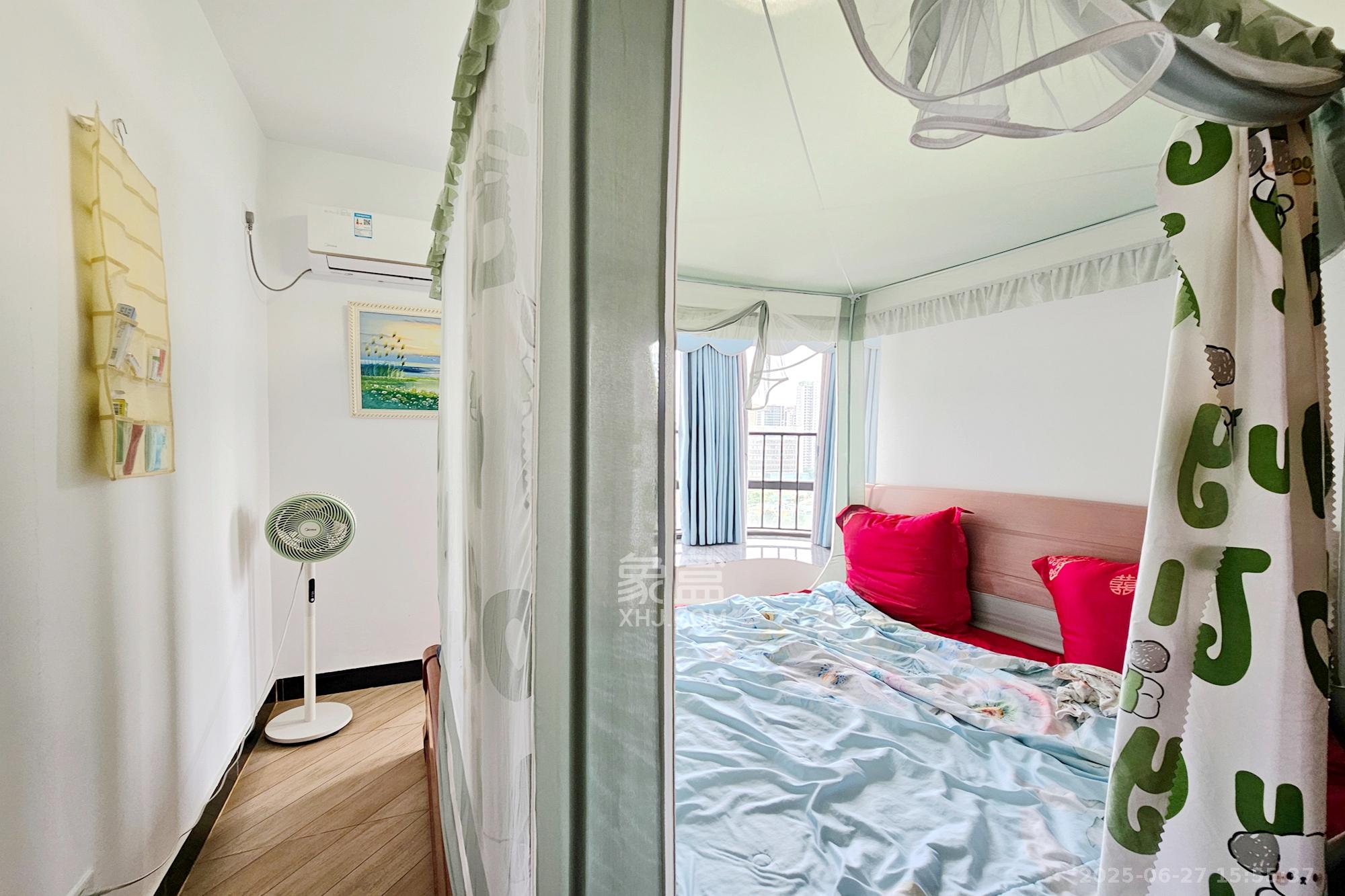 明昇壹城(明昇时代广场)一期  3室2厅1卫    133.5万 明昇壹城(明昇时代广场)一期  3室2厅1卫    133.5万卧室