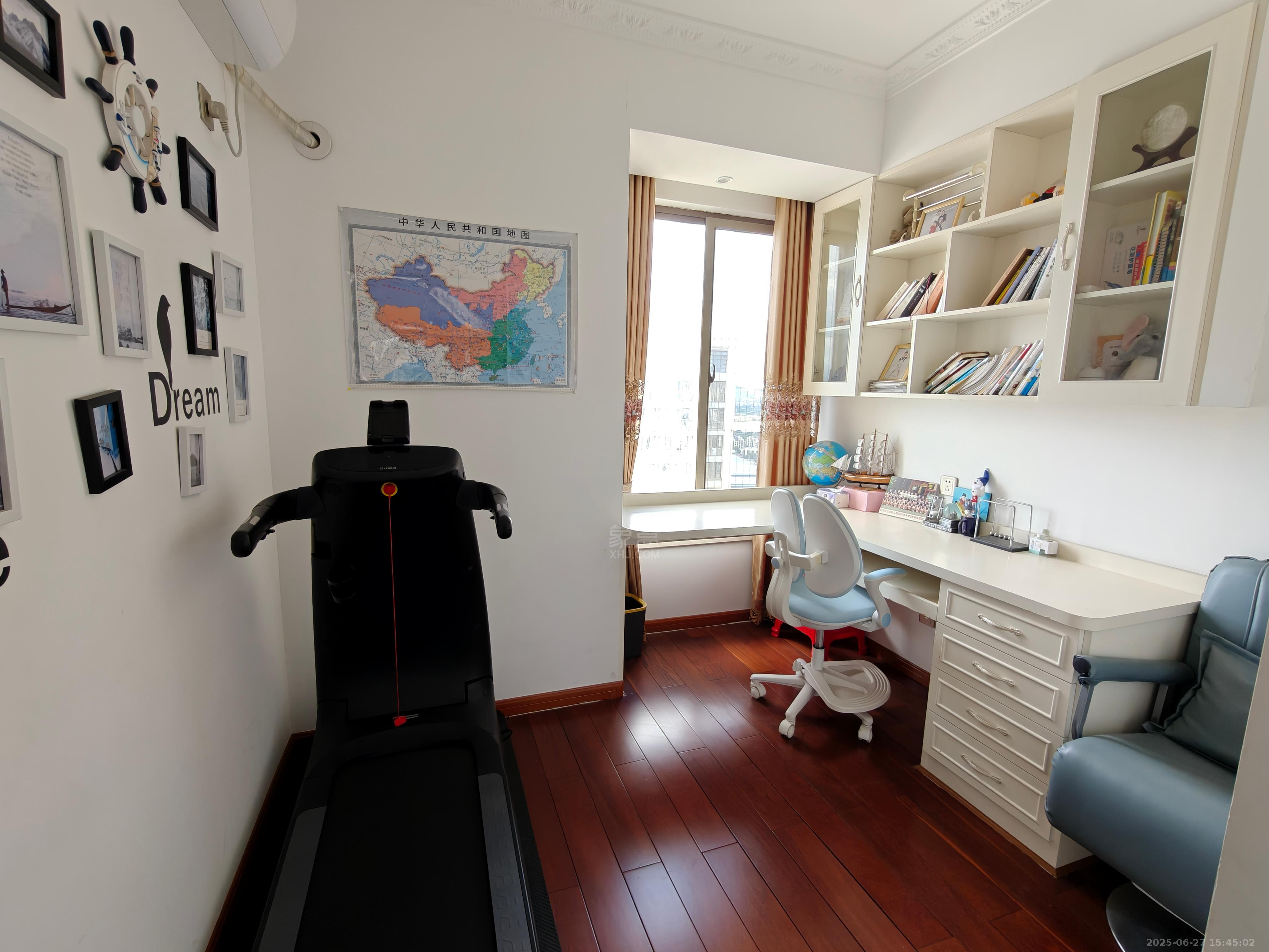 佳兆业金域天下三期 3室2厅1卫 2500.0元/月 佳兆业金域天下三期 3室2厅1卫 2500.0元/月室内图