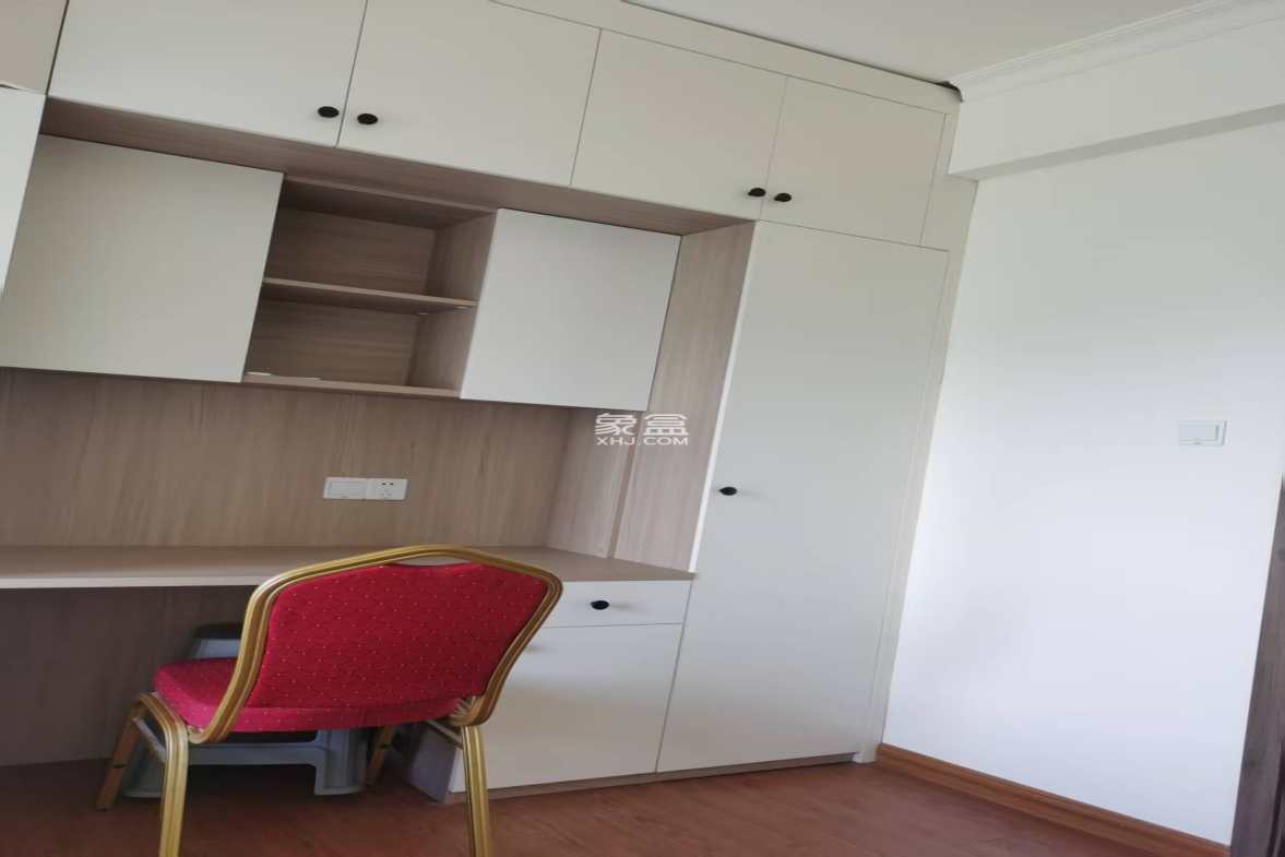 碧桂园豪园-二期  3室2厅2卫    1500.0元/月 碧桂园豪园-二期  3室2厅2卫    1500.0元/月室内图