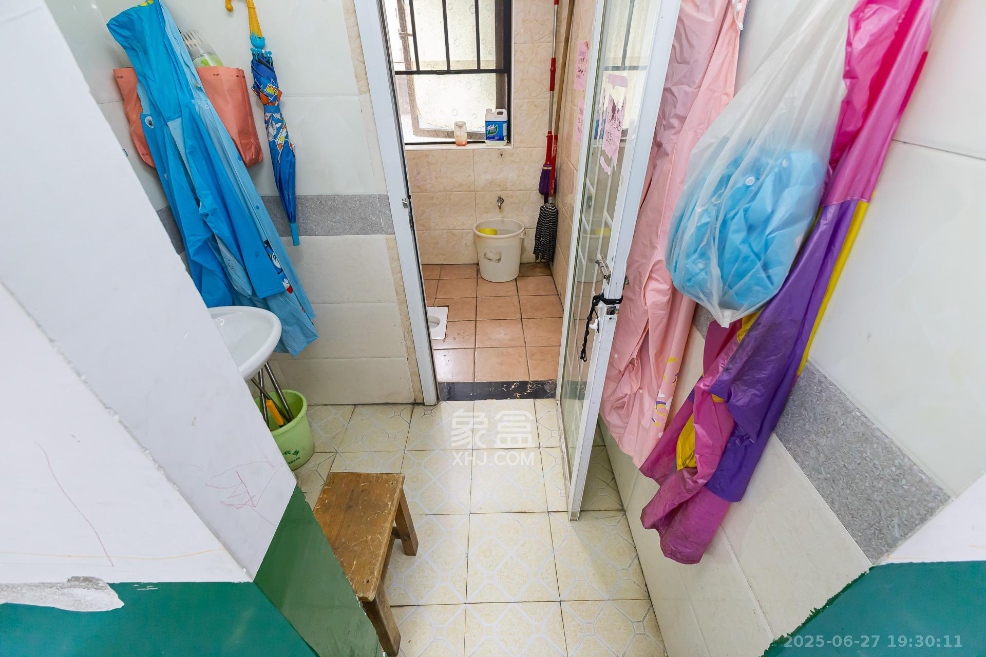 润和之悦(金泽园) 4室2厅2卫 78.0万 润和之悦(金泽园) 4室2厅2卫 78.0万卫生间