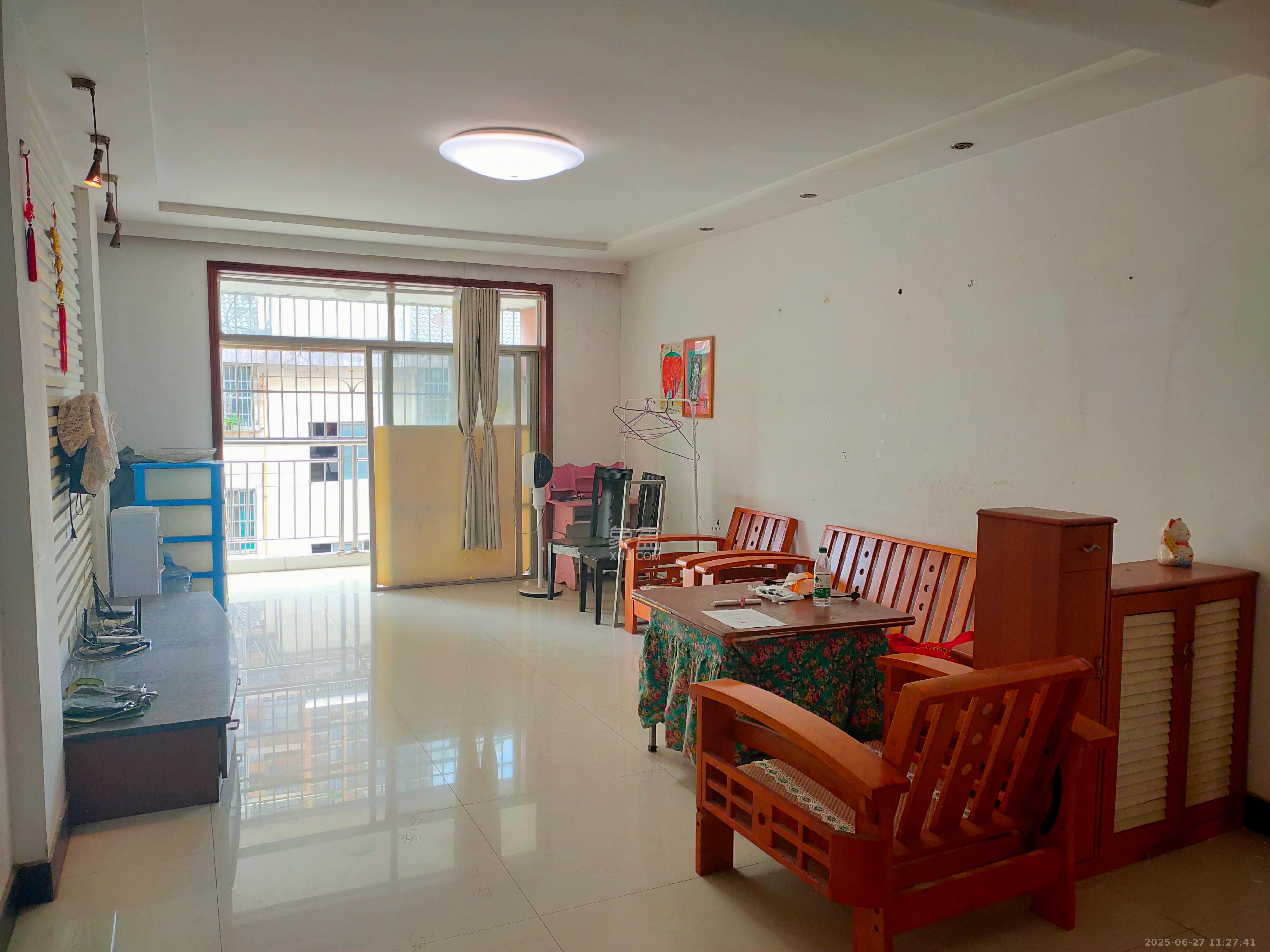 毛家桥大市场(胜利商贸市场)  2室1厅1卫    1200.0元/月 毛家桥大市场(胜利商贸市场)  2室1厅1卫    1200.0元/月