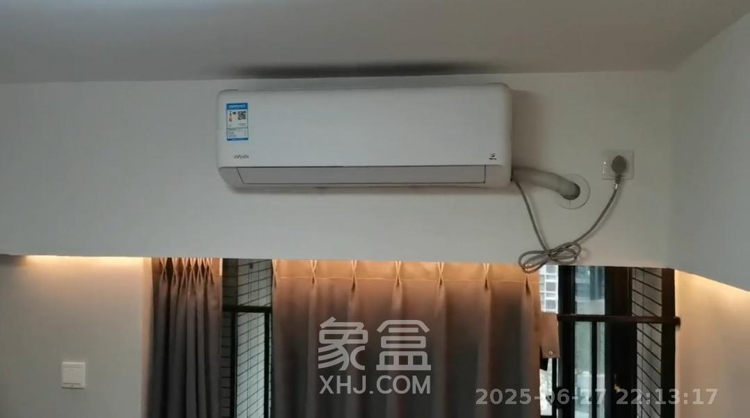 时代年华  3室2厅1卫   1500.00元/月室内图