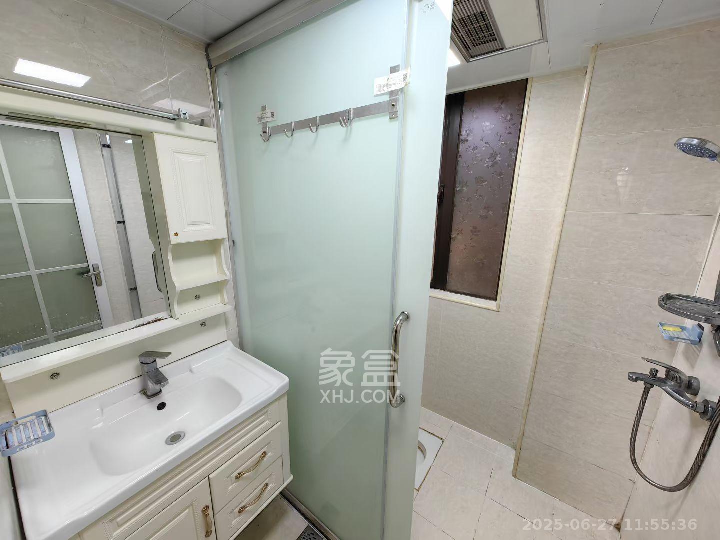 梅溪鑫苑名家  3室2厅1卫   2700.00元/月室内图