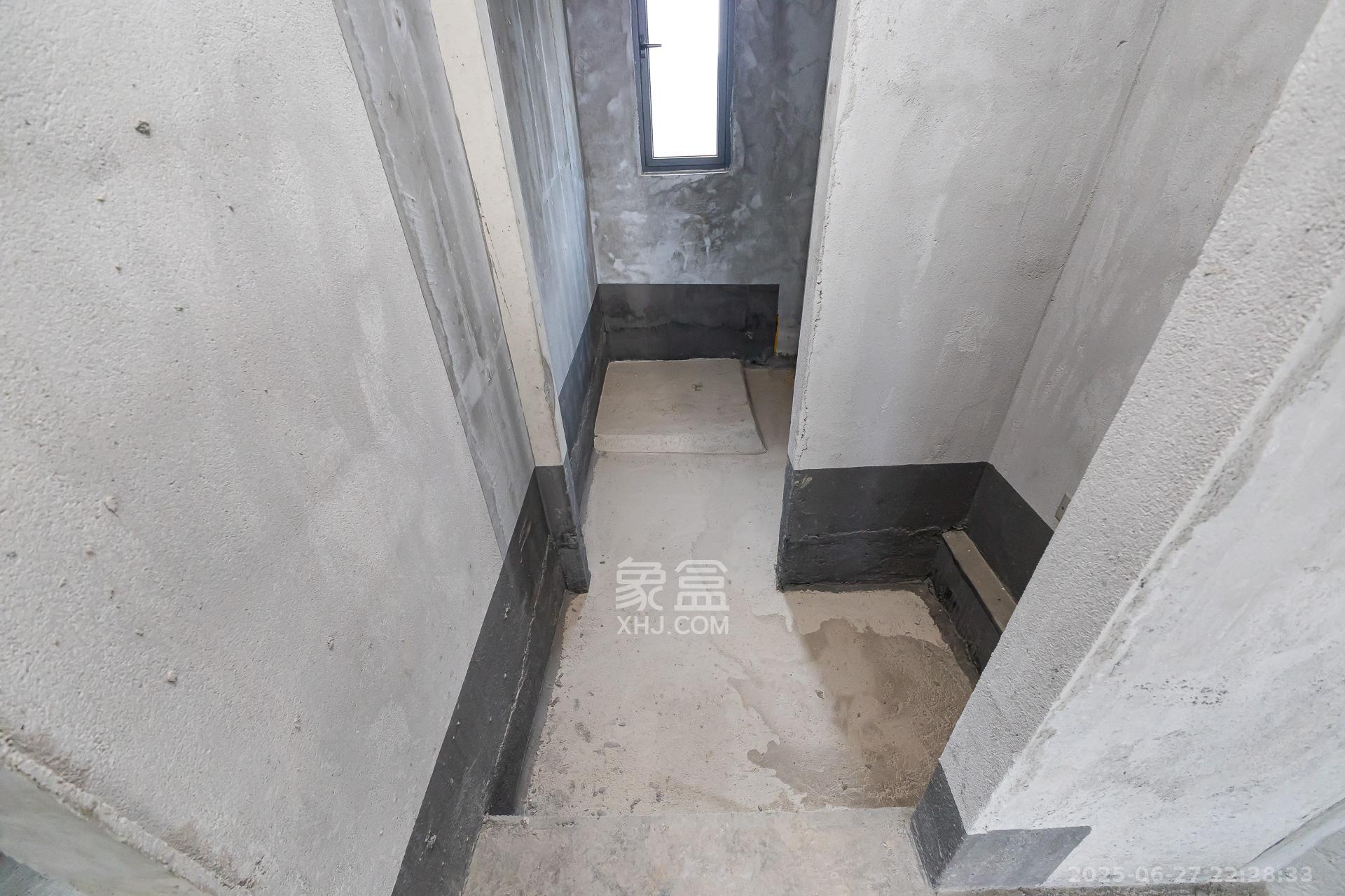 越秀湘江星汇城二期 4室2厅2卫 129.0万 越秀湘江星汇城二期 4室2厅2卫 129.0万卫生间