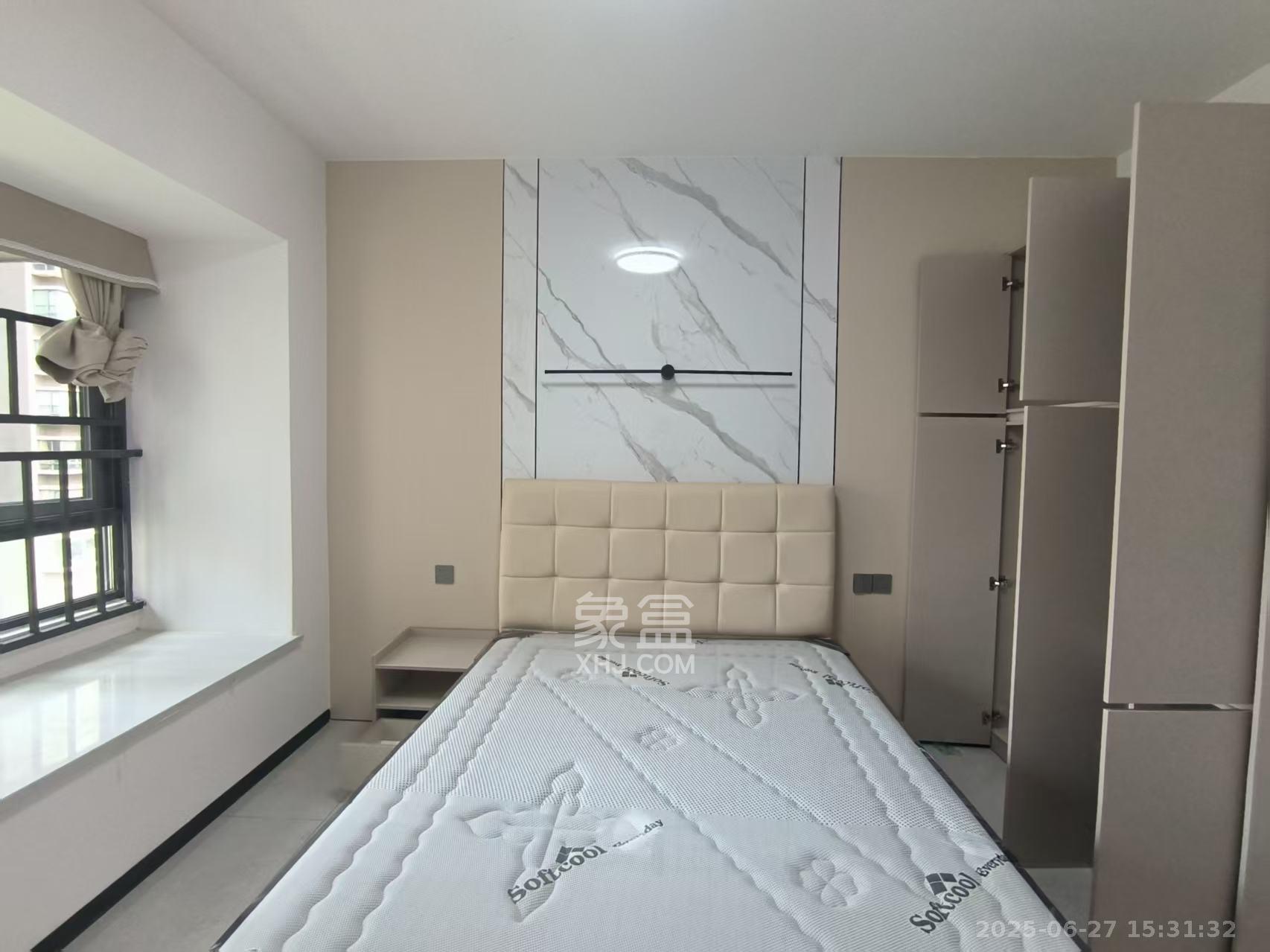 周南学府 3室2厅2卫 2800.0元/月 周南学府 3室2厅2卫 2800.0元/月室内图