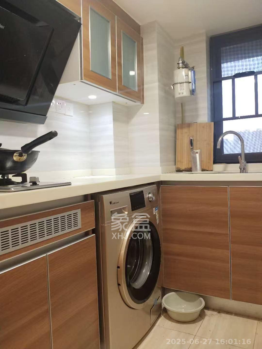 恒大翡翠华庭 1室1厅1卫 1800.0元/月 恒大翡翠华庭 1室1厅1卫 1800.0元/月室内图