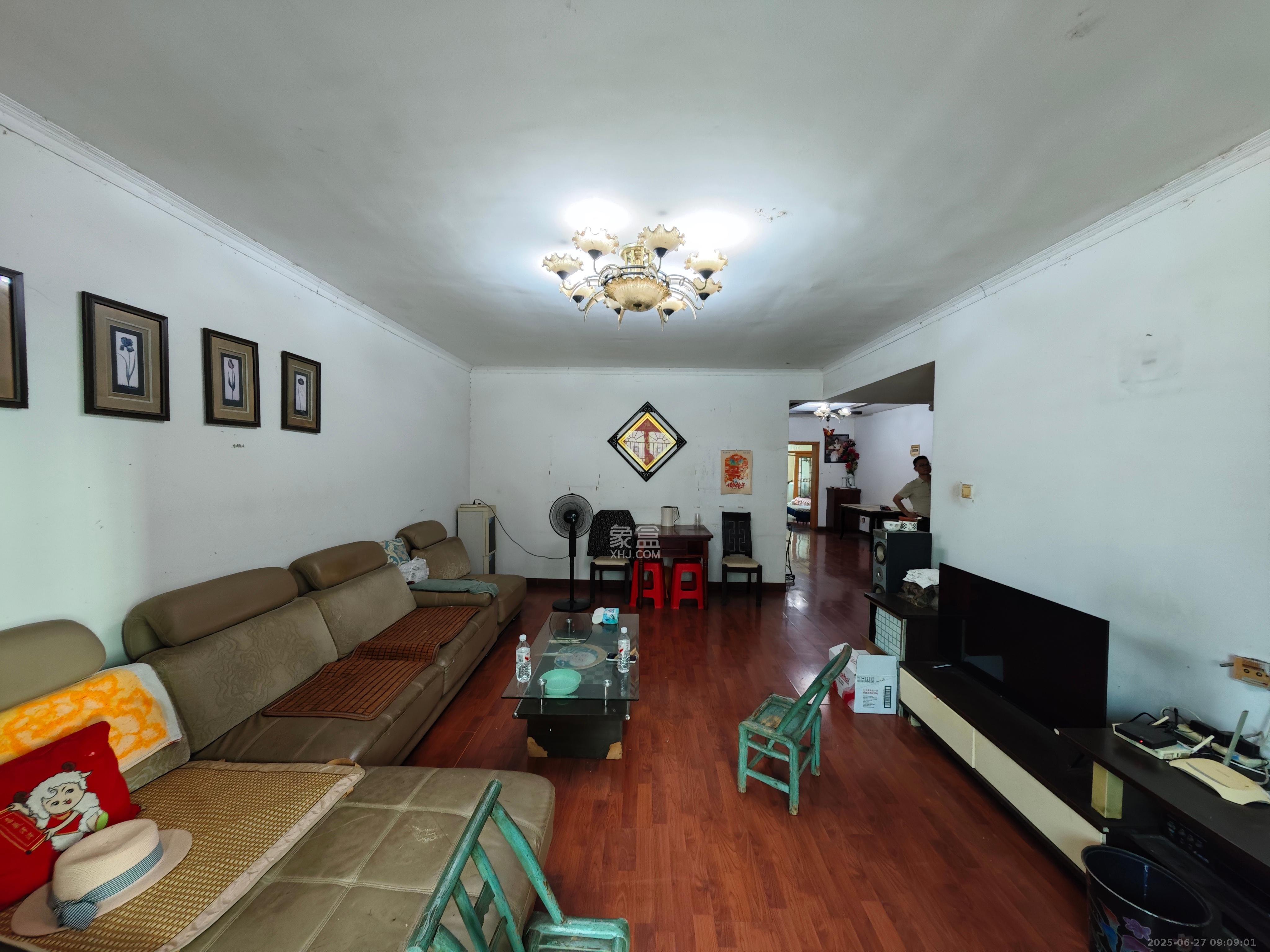 百善台小区 3室2厅2卫 1800.0元/月 百善台小区 3室2厅2卫 1800.0元/月室内图