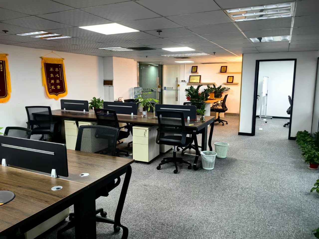 南洋大厦   156.0㎡      8800.0元/月室内图