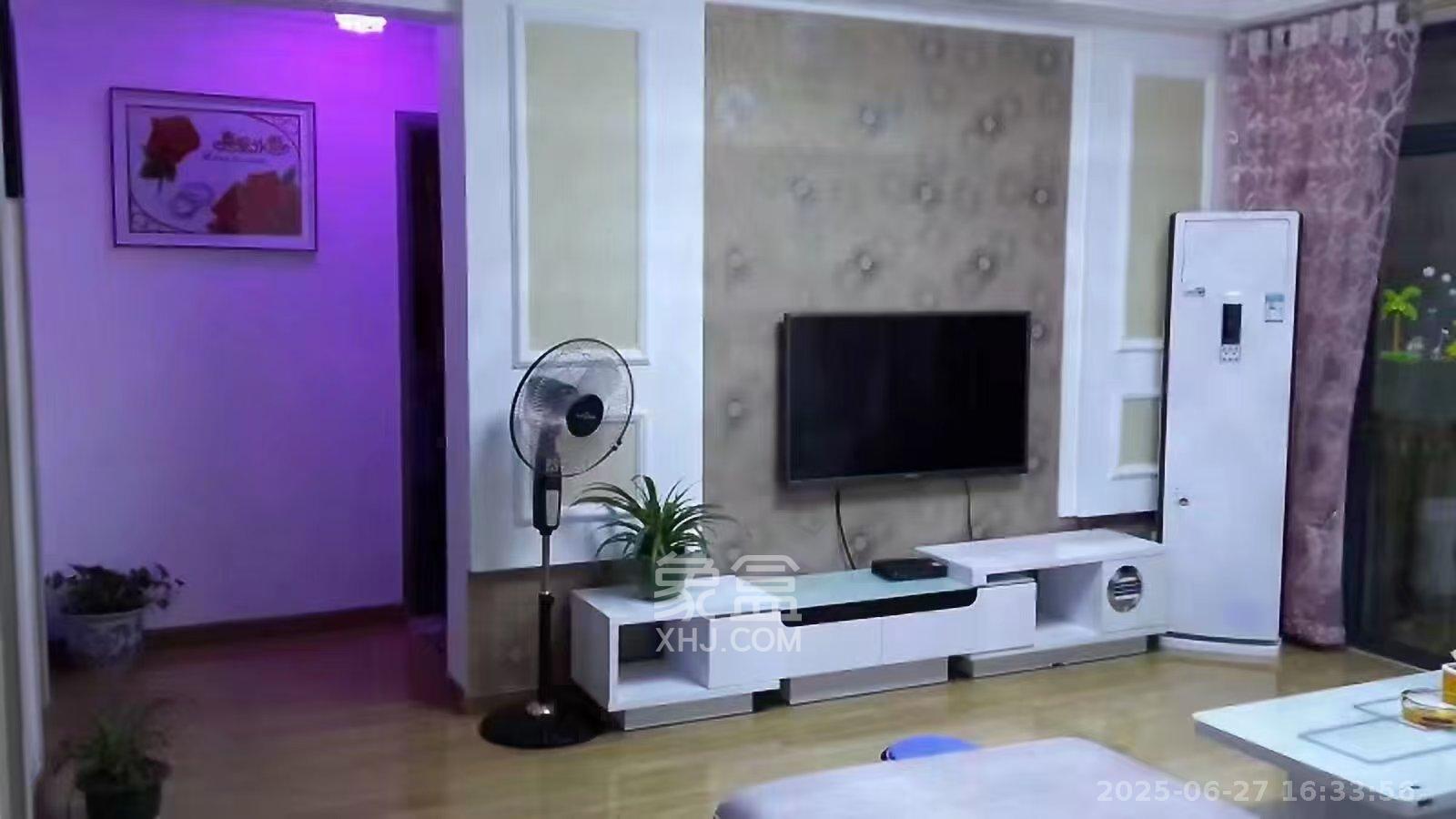 万芙锦城  3室2厅1卫   2500.00元/月室内图
