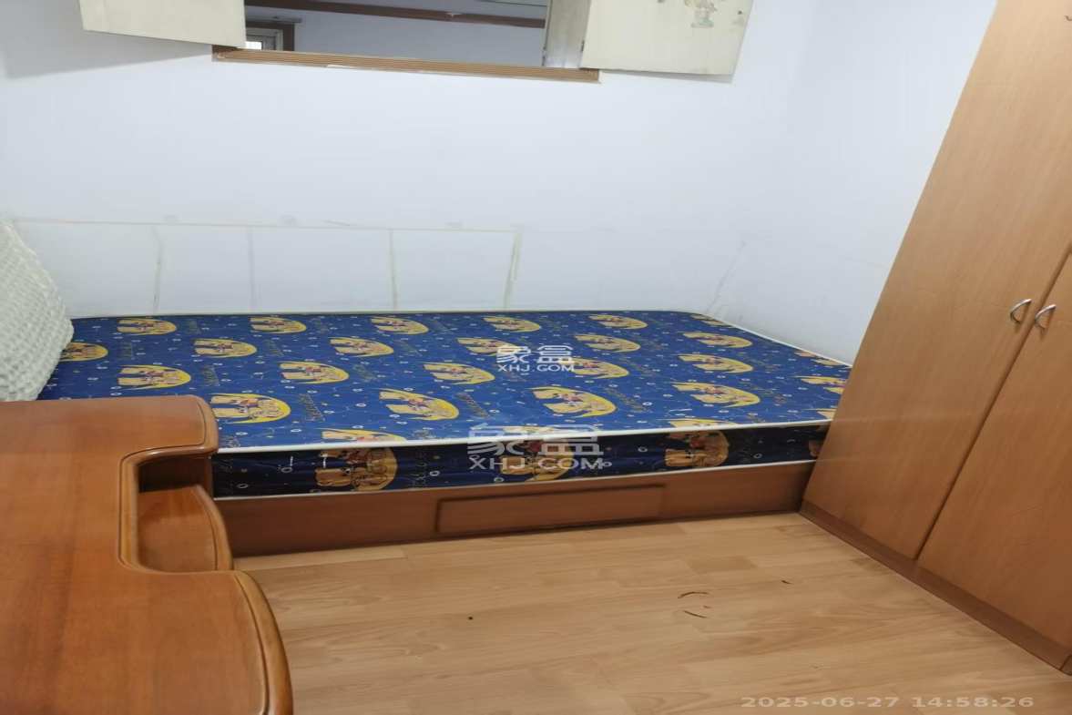 长郡花园 3室1厅1卫 2000.0元/月 长郡花园 3室1厅1卫 2000.0元/月室内图