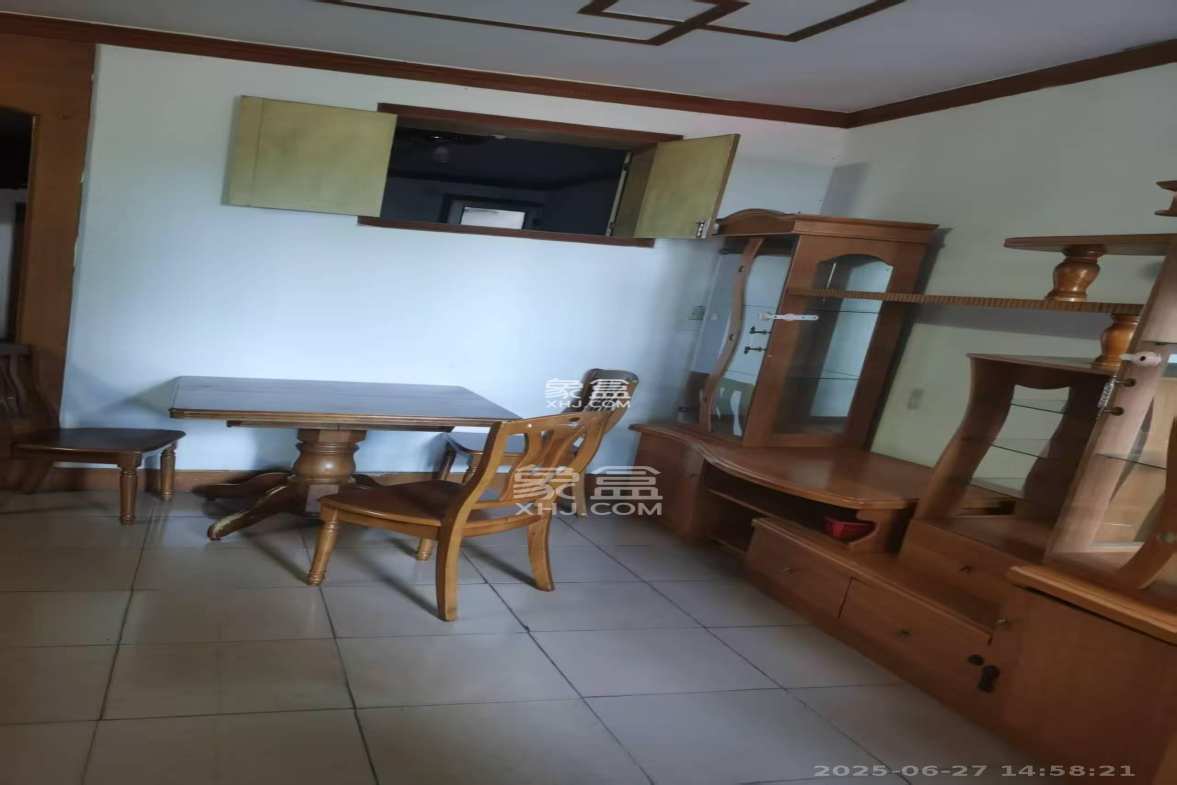 长郡花园 3室1厅1卫 2000.0元/月 长郡花园 3室1厅1卫 2000.0元/月室内图