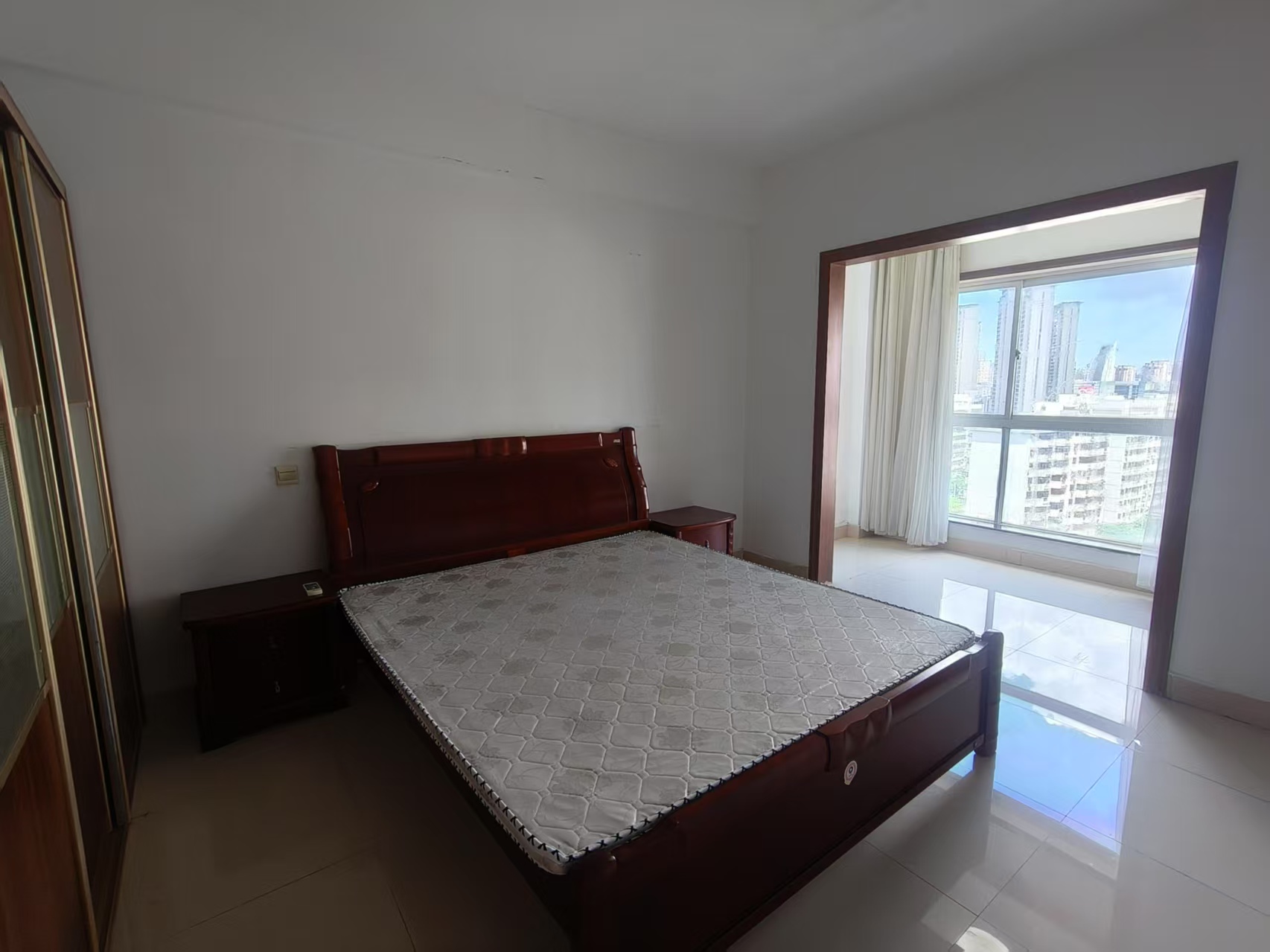 海市盛楼 2室2厅1卫 2300.0元/月 海市盛楼 2室2厅1卫 2300.0元/月室内图