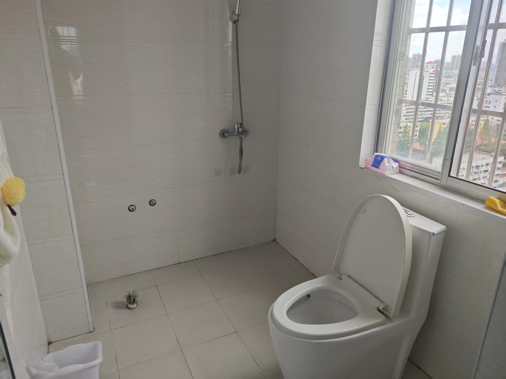 宇元万向城 3室2厅2卫 2400.0元/月 宇元万向城 3室2厅2卫 2400.0元/月室内图