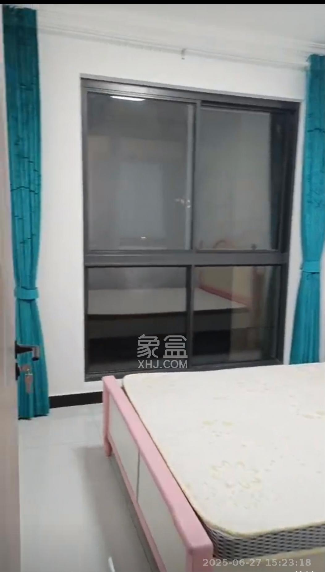 轨道中建麓江府  4室2厅2卫   3200.00元/月室内图