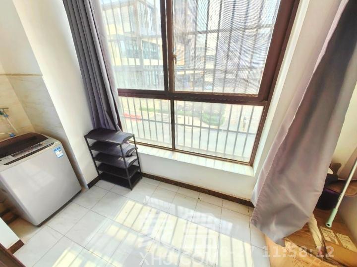 梅溪国际公寓（步步高新天地）  1室1厅1卫   1500.00元/月室内图