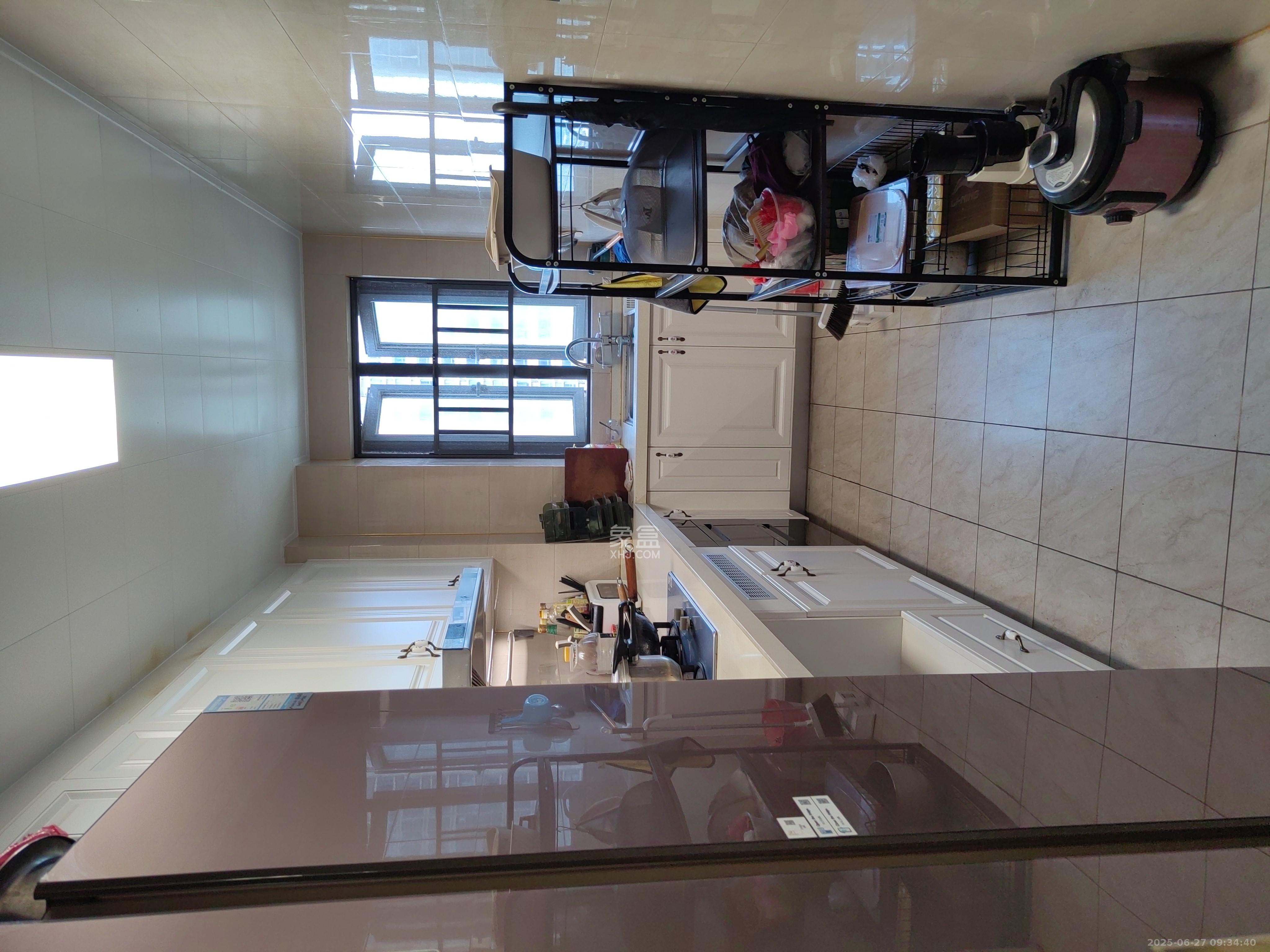 恒大御景半岛 4室2厅2卫 2300.0元/月 恒大御景半岛 4室2厅2卫 2300.0元/月室内图