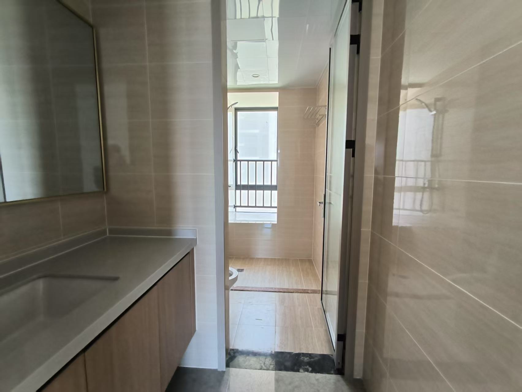 和风家园初心苑  3室2厅2卫    2500.0元/月室内图