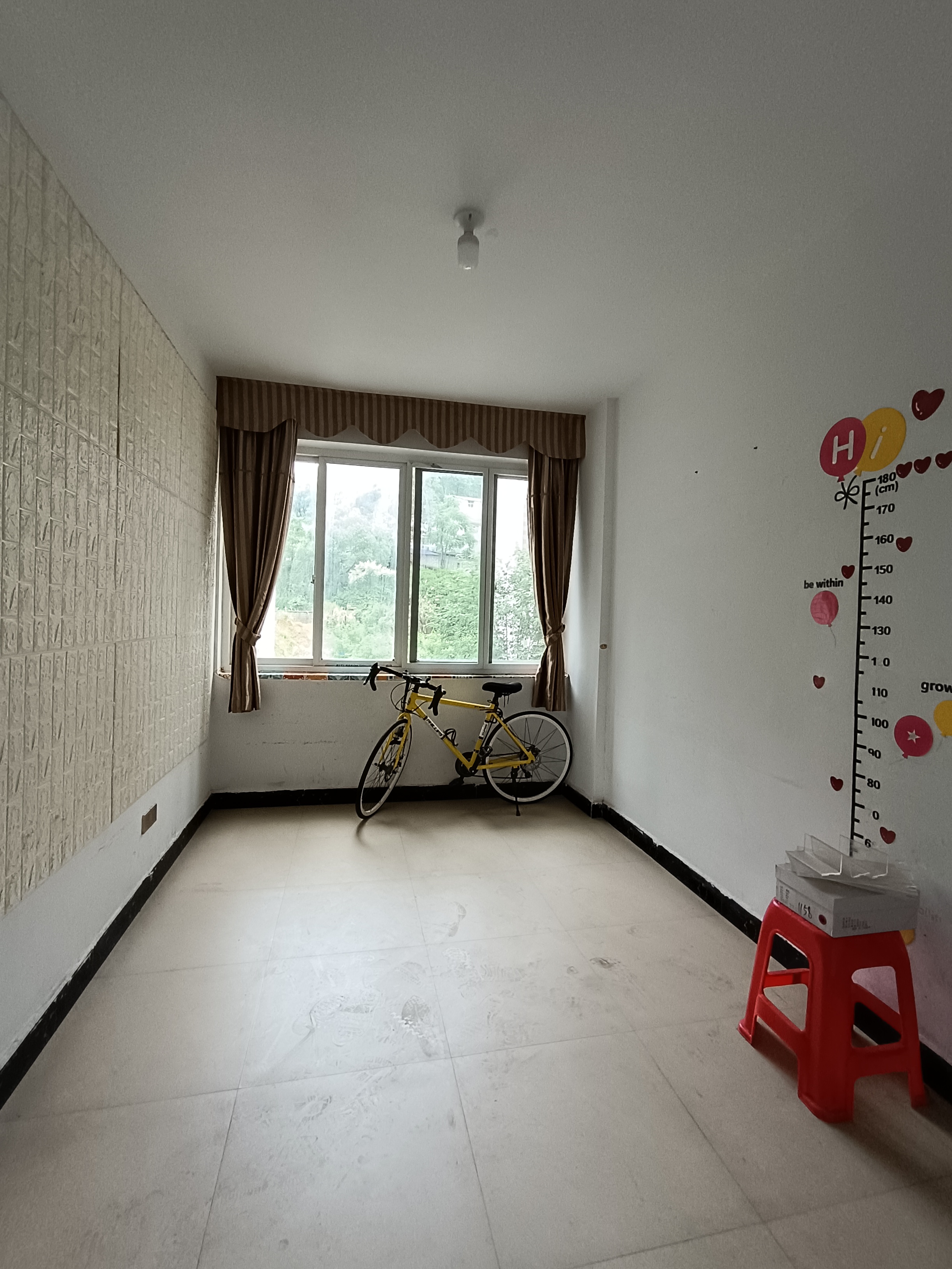 山城上品 5室2厅2卫 2000.0元/月 山城上品 5室2厅2卫 2000.0元/月室内图