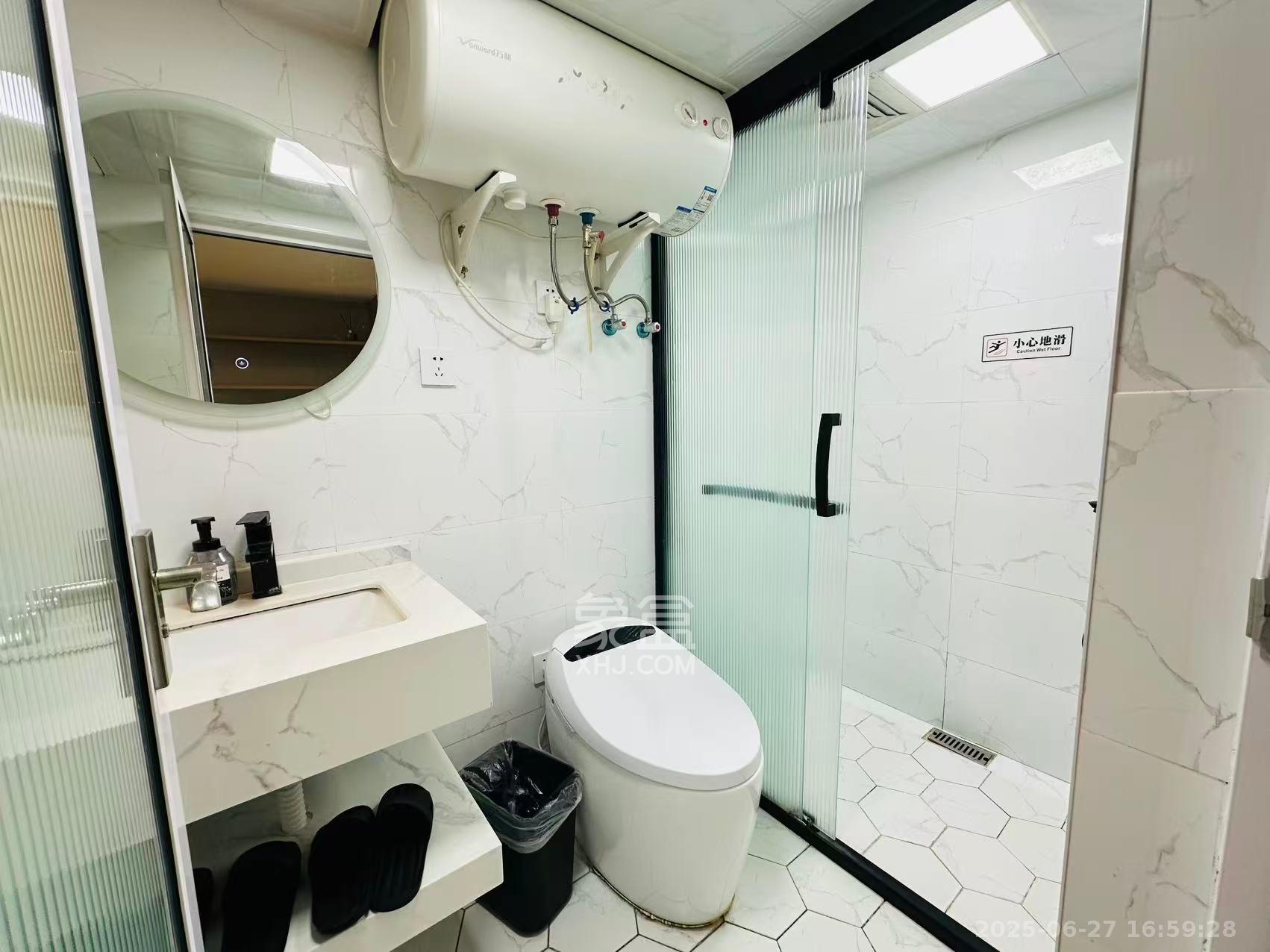 华润翡翠府 1室1厅1卫 1800.0元/月 华润翡翠府 1室1厅1卫 1800.0元/月室内图