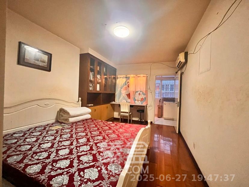 都市春天 3室2厅2卫 2700.0元/月 都市春天 3室2厅2卫 2700.0元/月室内图