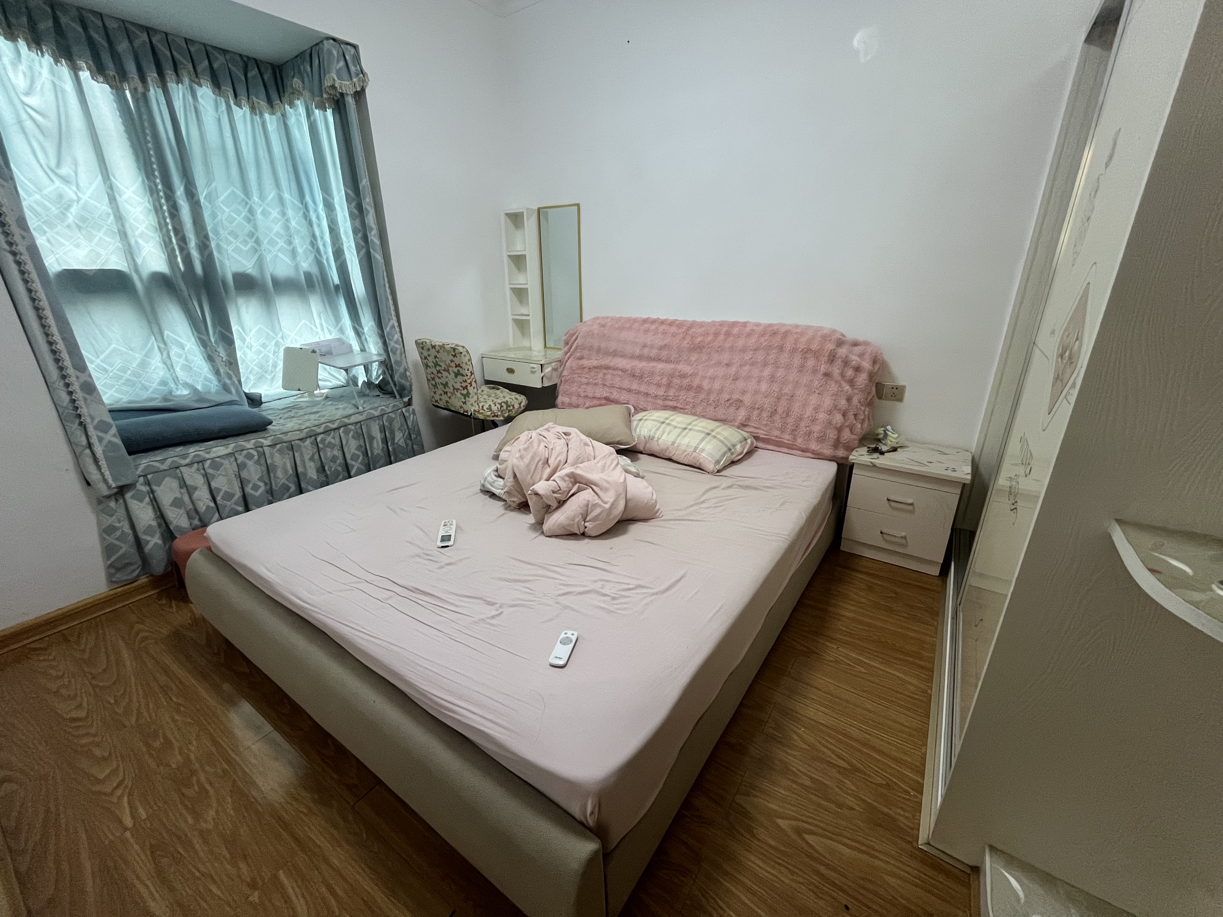 尚邦彩霞满天  3室2厅2卫   2300.00元/月室内图