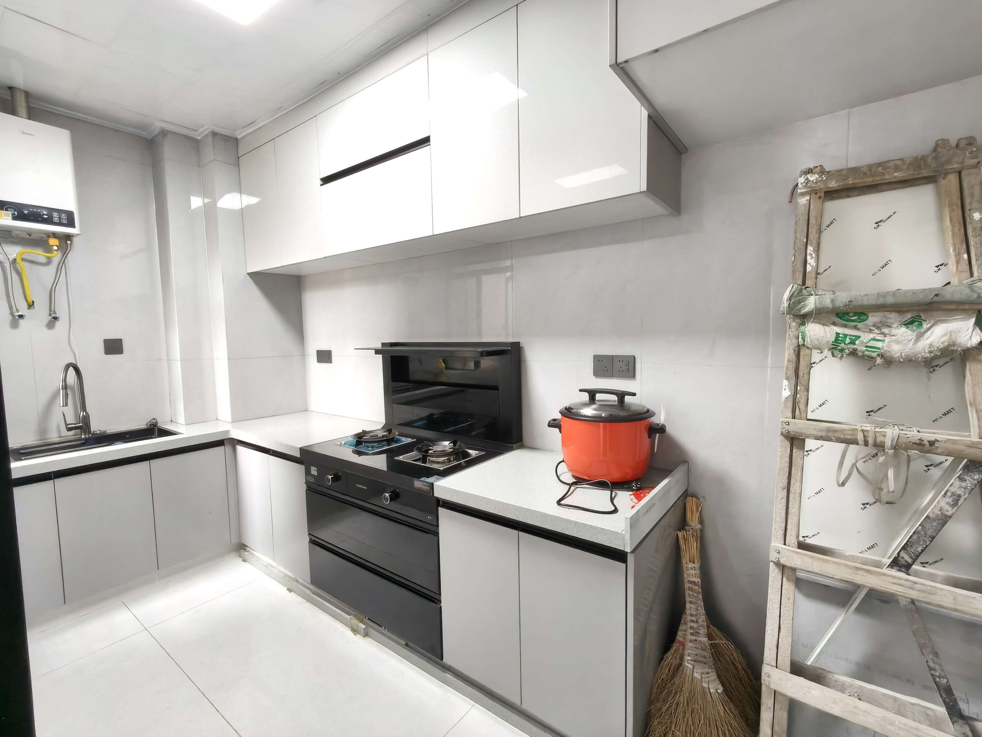 南门口安置小区二期 2室2厅1卫 2000.0元/月 南门口安置小区二期 2室2厅1卫 2000.0元/月室内图