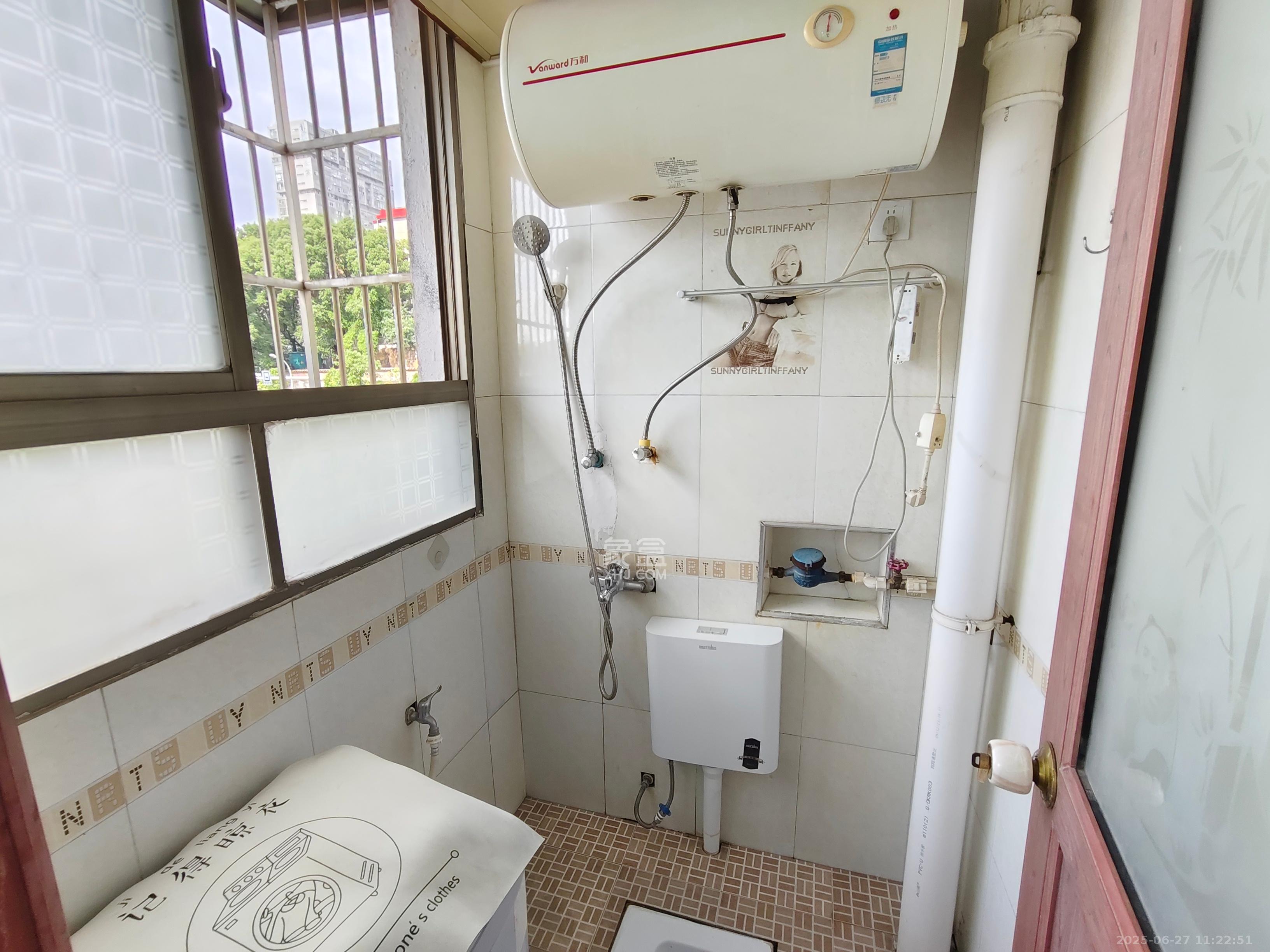熊家湾安置小区  1室1厅1卫   1650.00元/月室内图